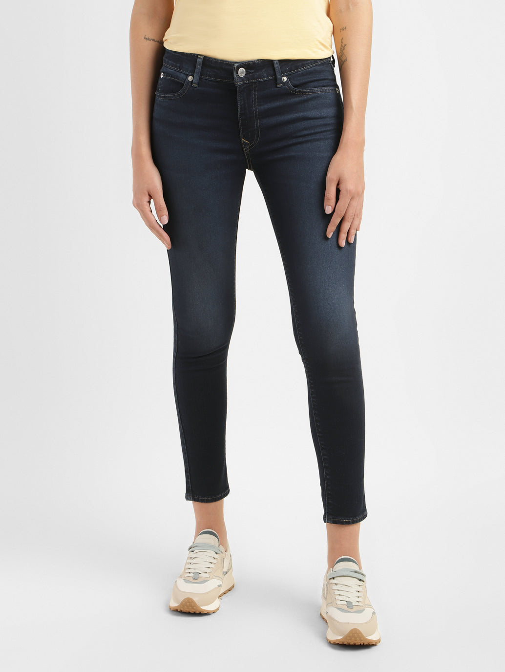 Women's 711 Blue Skinny Fit Mid Rise Jeans