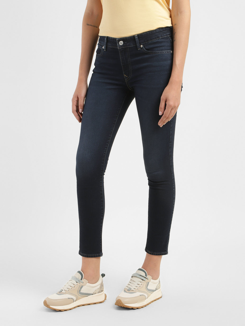 Levi's 711 deals skinny jeans review