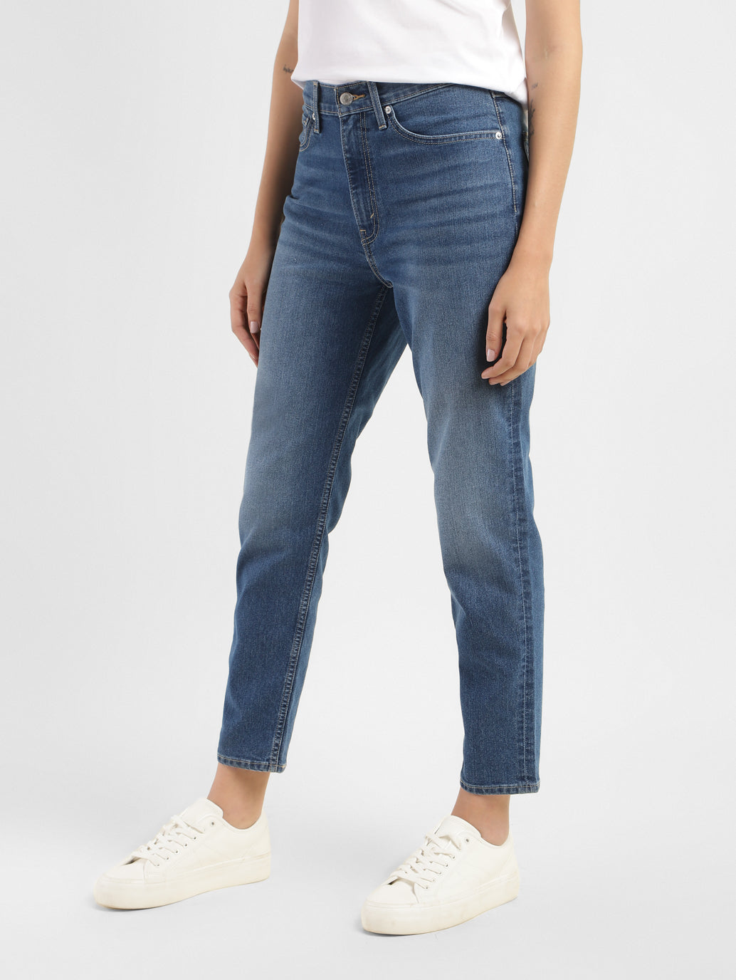 Women's Straight Fit Jeans