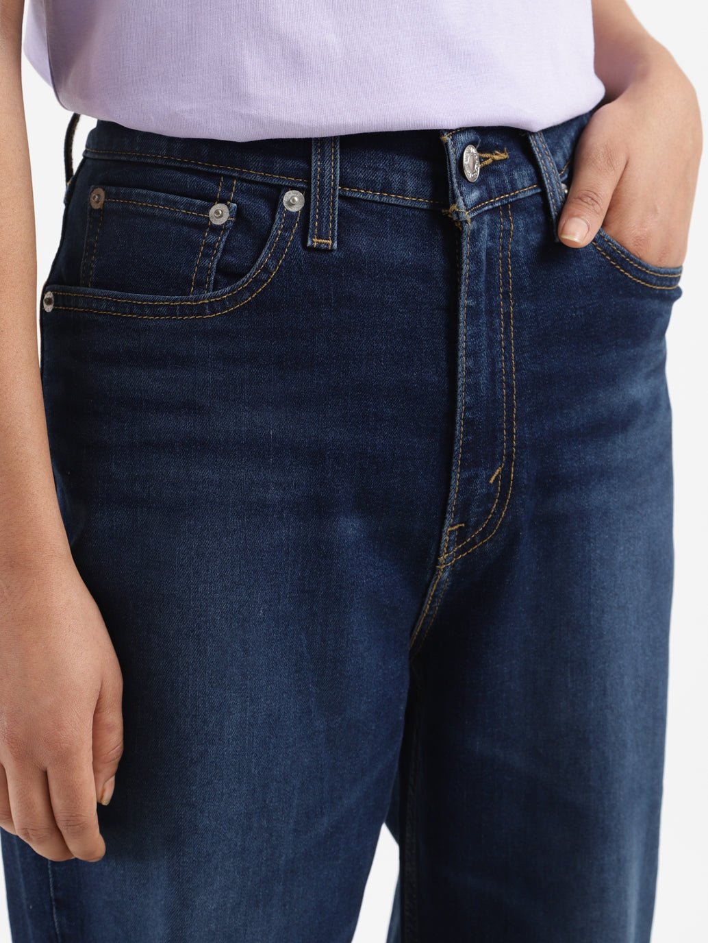 Women's High Rise Mom Loose Tapered Fit Jeans – Levis India Store