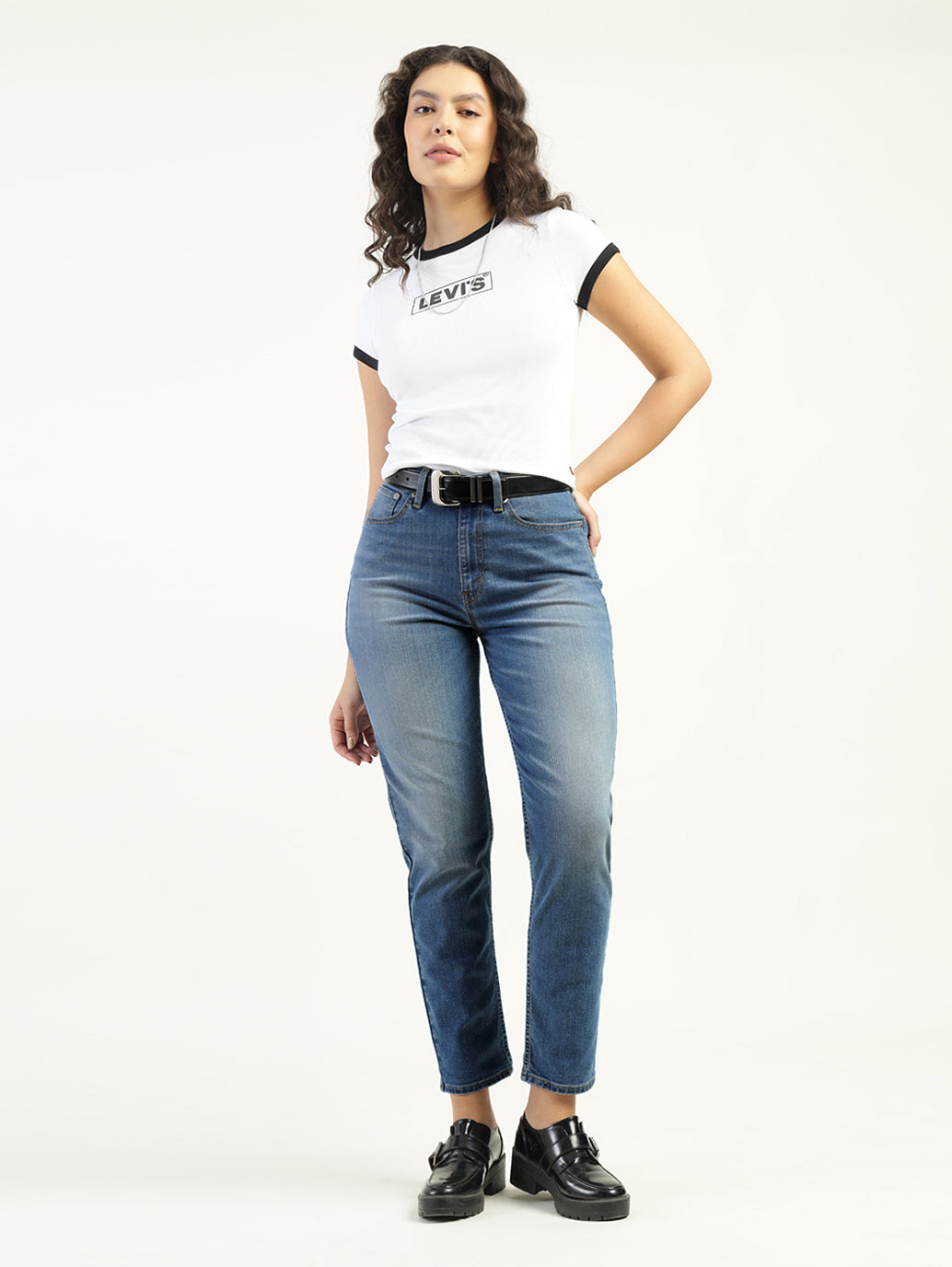 Women's 80s Mom Blue Loose Fit Mid Rise Jeans