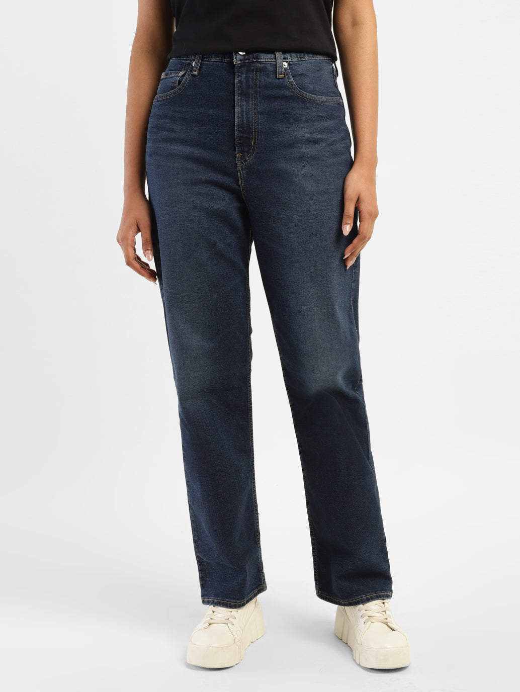 Signature by Levi Strauss & Co. Gold Label Women's Totally Shaping Skinny  Jean (Available in Plus Size), Blue Laguna, 16 Medium at  Women's  Jeans store