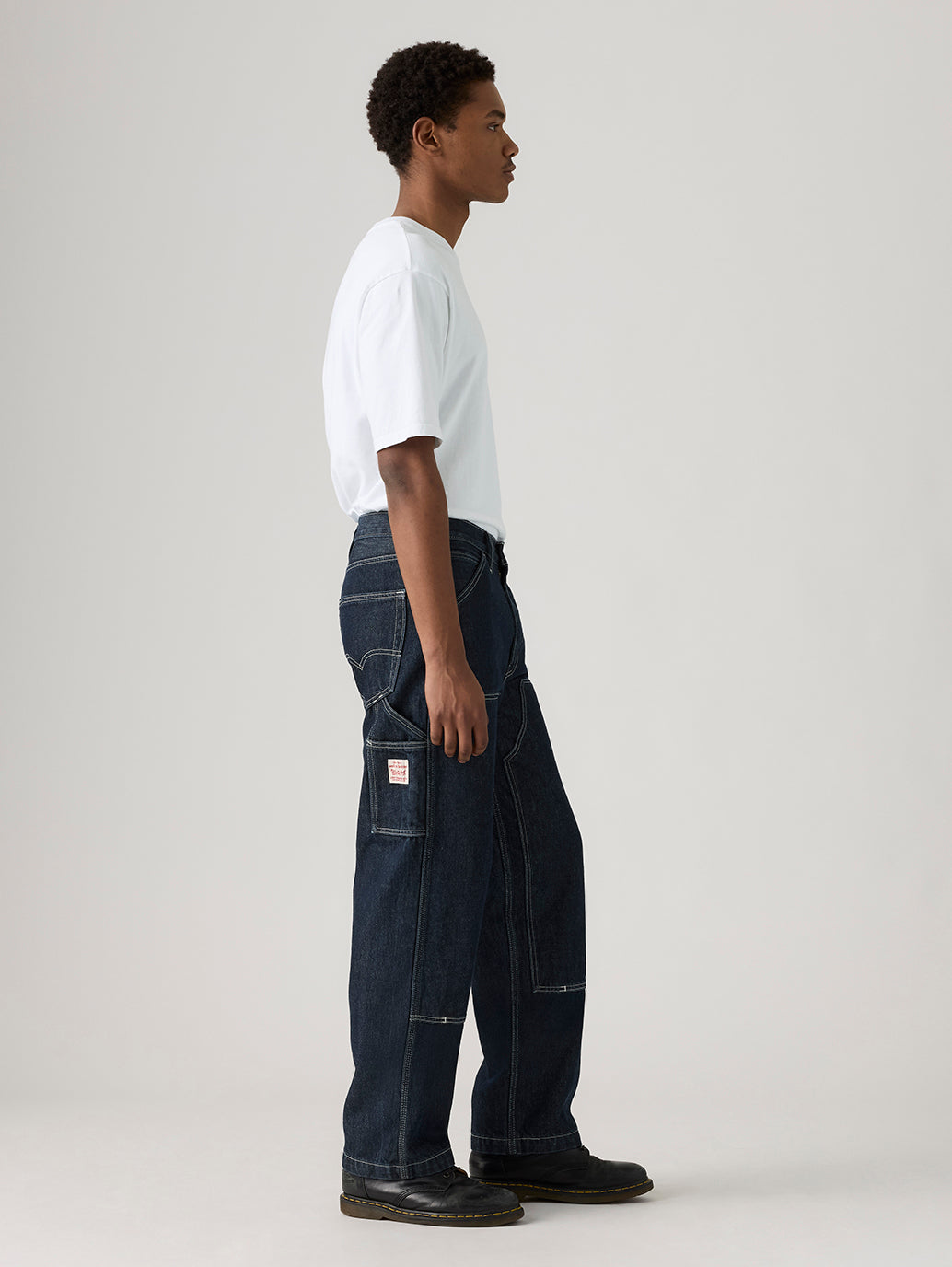 Men's 568 Dark Indigo Loose Fit Mid Rise Jeans - Side View