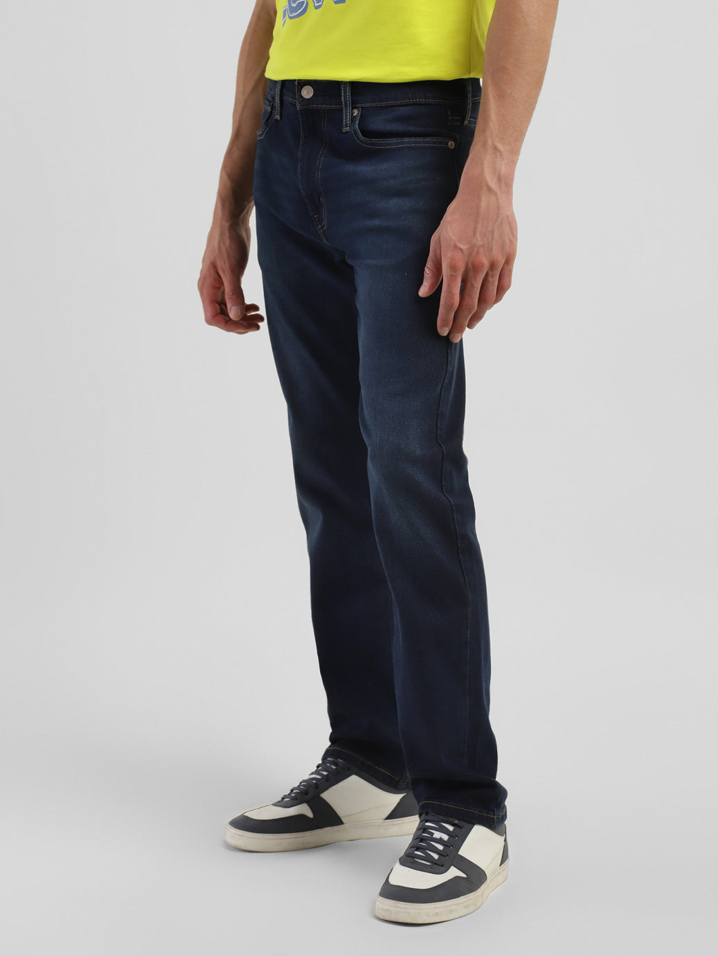 Men's 513 Blue Slim Straight Fit Mid Rise Jeans - 07785f79-fa34-4afc-9d33-641a8e62ff9a View