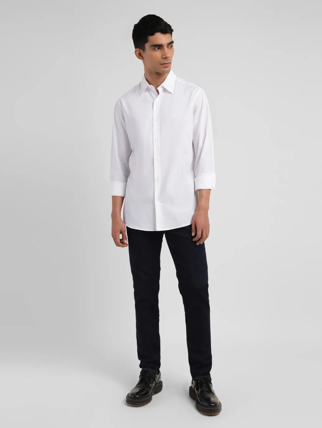 Men's Solid Slim Fit Shirt