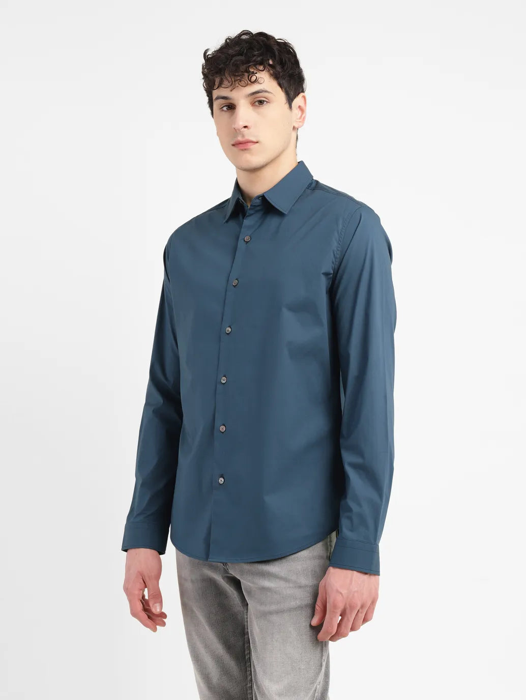 Men's Solid Slim Fit Shirt