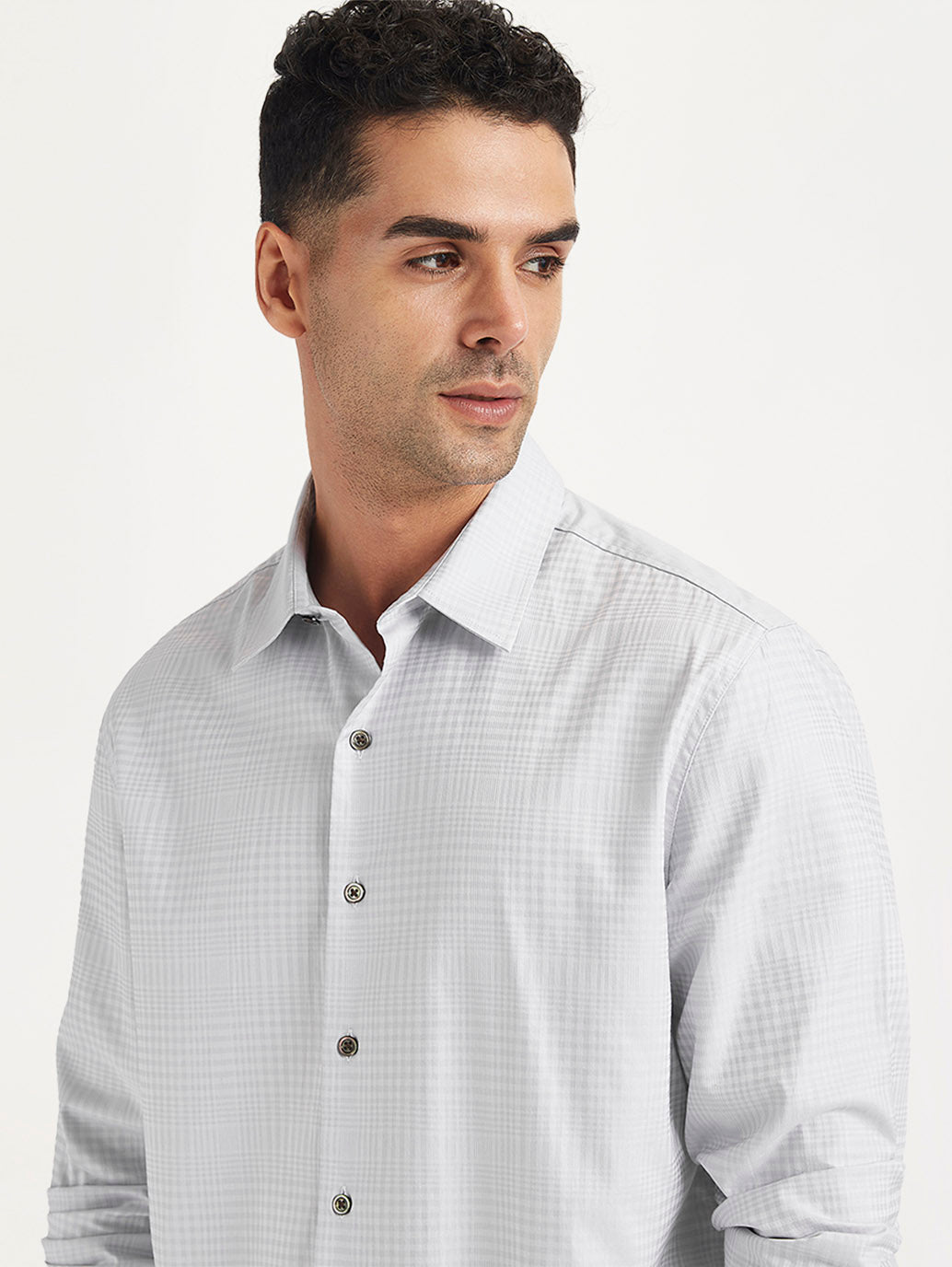 Men's Checkered Spread Collar Shirt