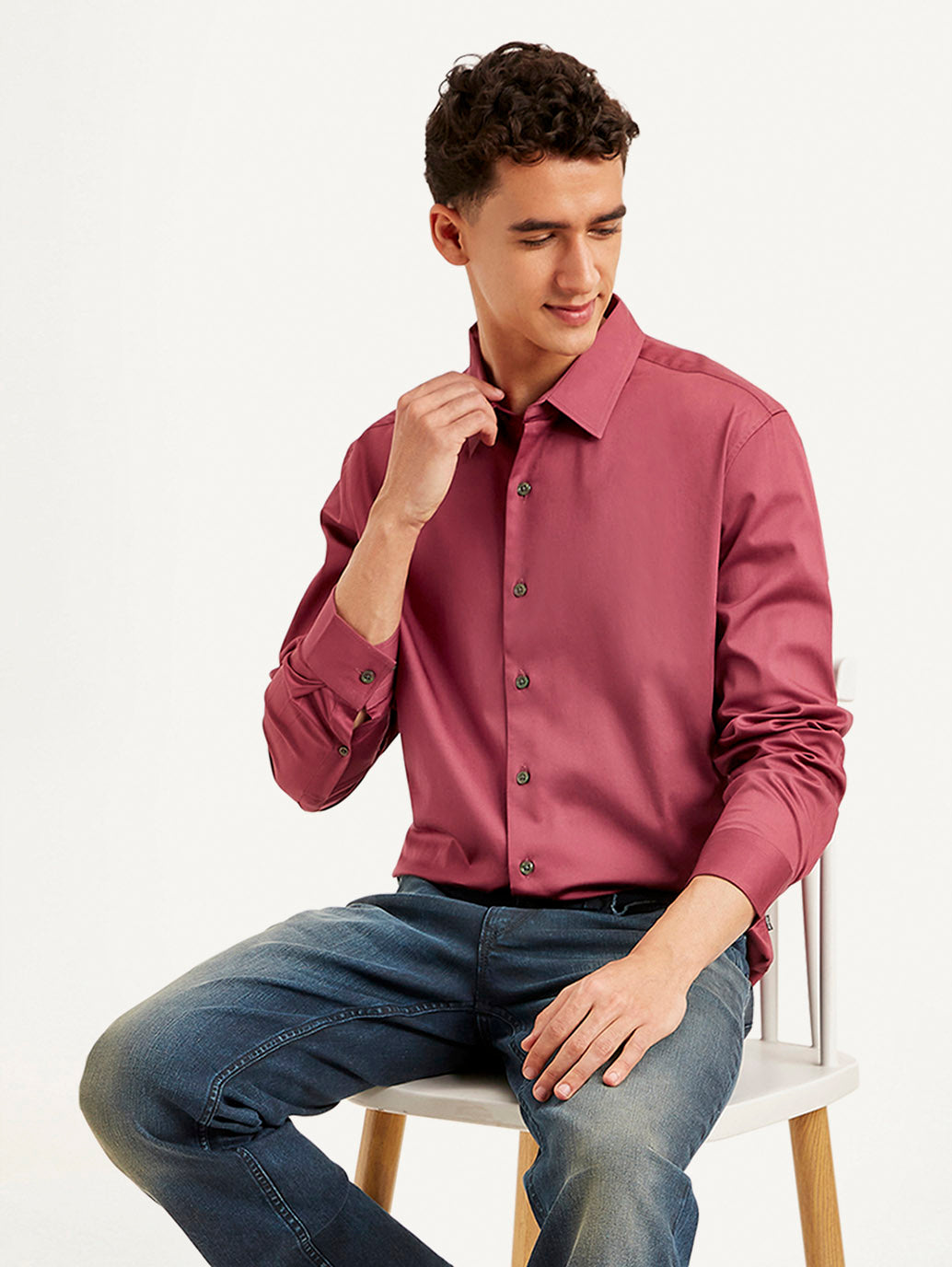 Men's Solid Slim Fit Shirt