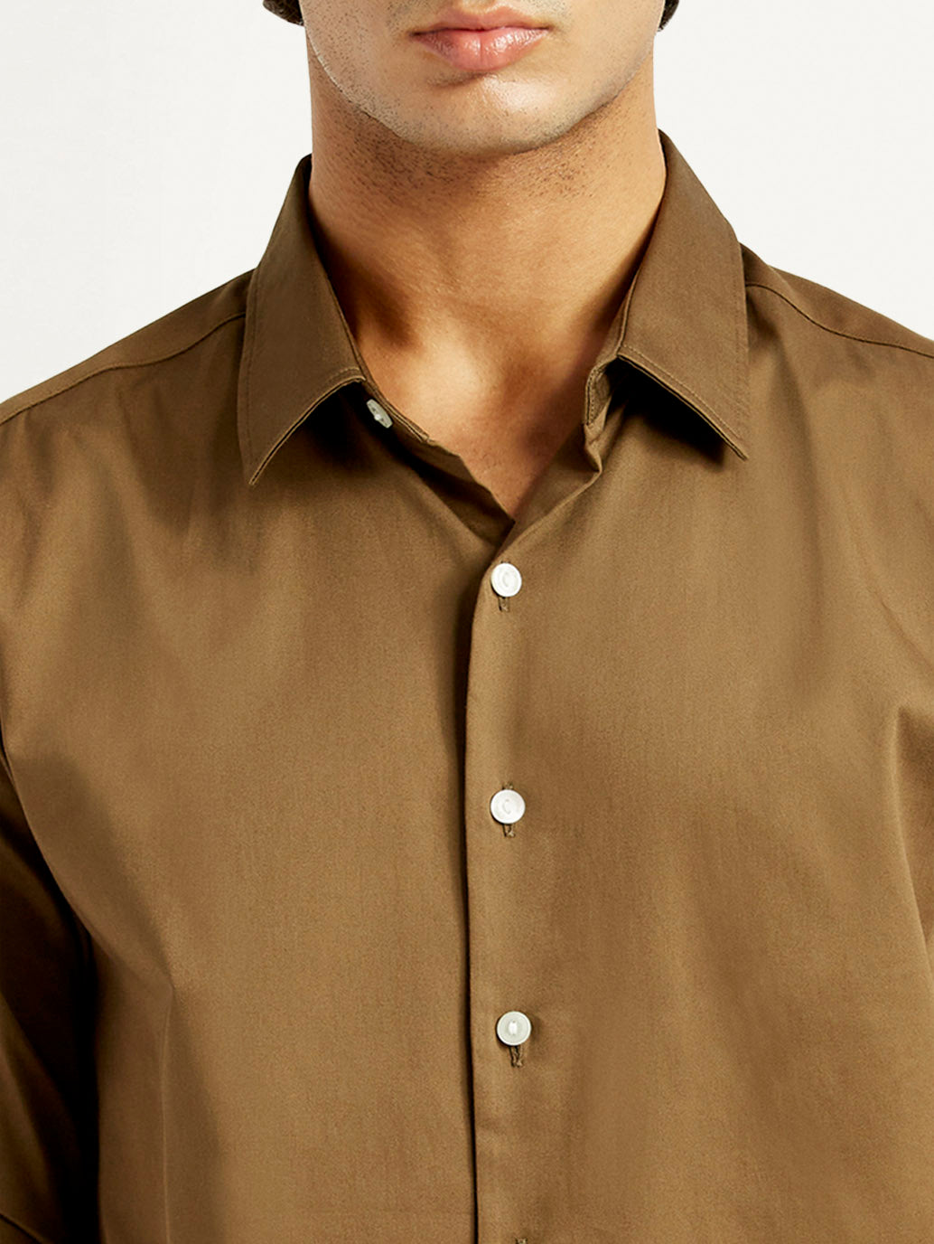 Men's Redloop Solid Slim Fit Shirt - Detail View