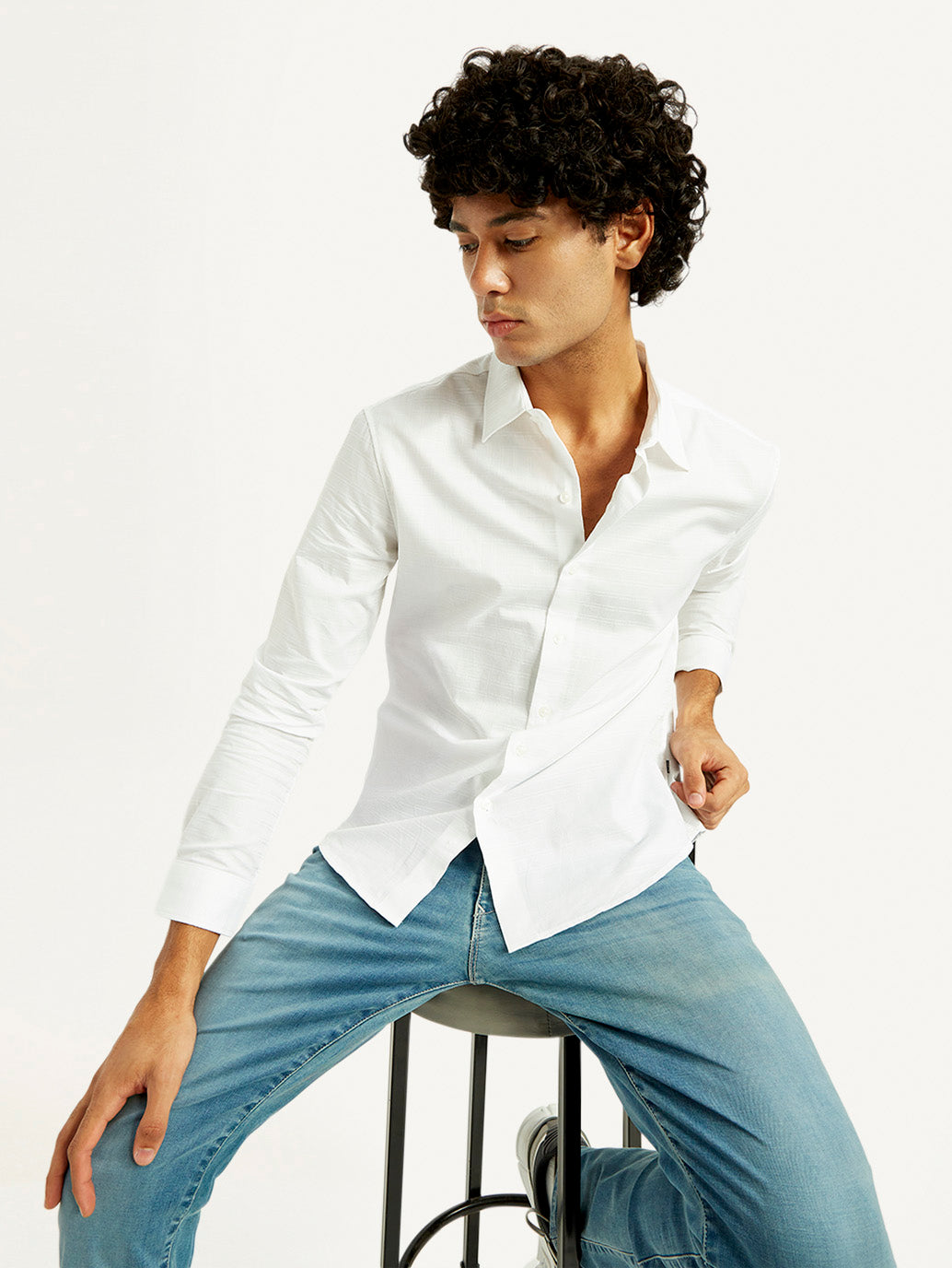 Men's Redloop Solid Slim Fit Shirt - Elevated View