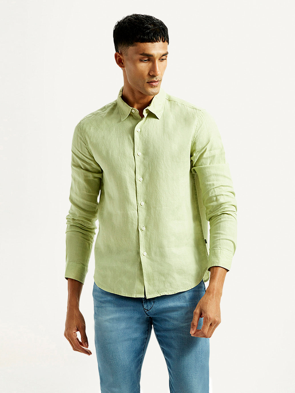 Men's Redloop Solid Light Green Slim Fit Linen Shirt - Front View