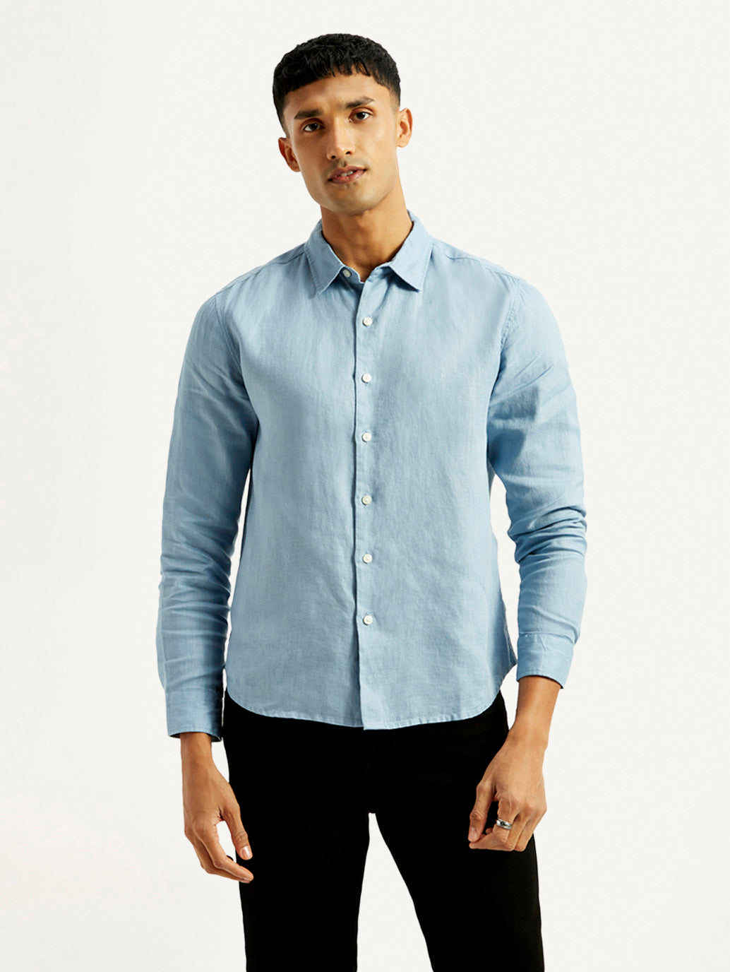 Men's Redloop Solid Light Blue Slim Fit Linen Shirt - Front View