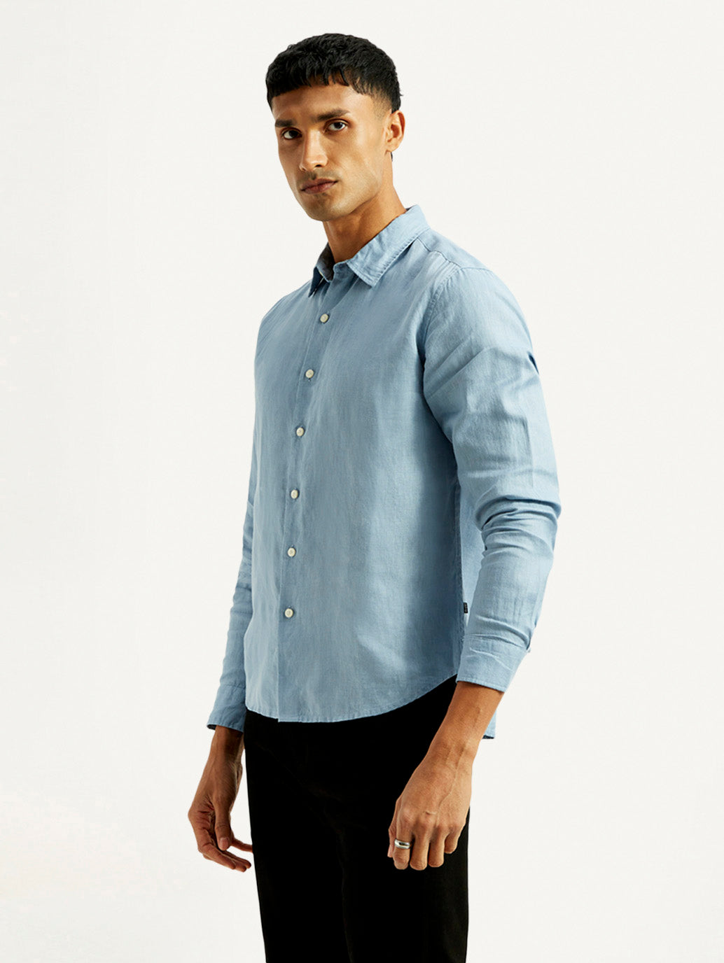 Men's Redloop Solid Light Blue Slim Fit Linen Shirt - Side View