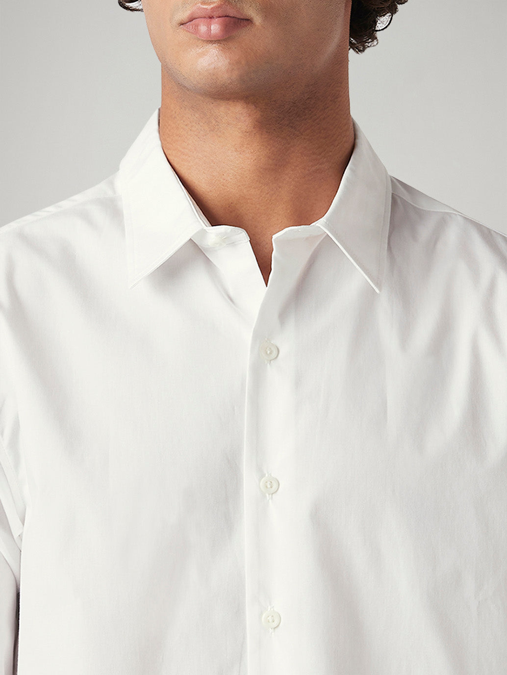 Men's Solid White Slim Fit Poplin Shirt - 26835445-b985-451e-84f9-a81094332601 View
