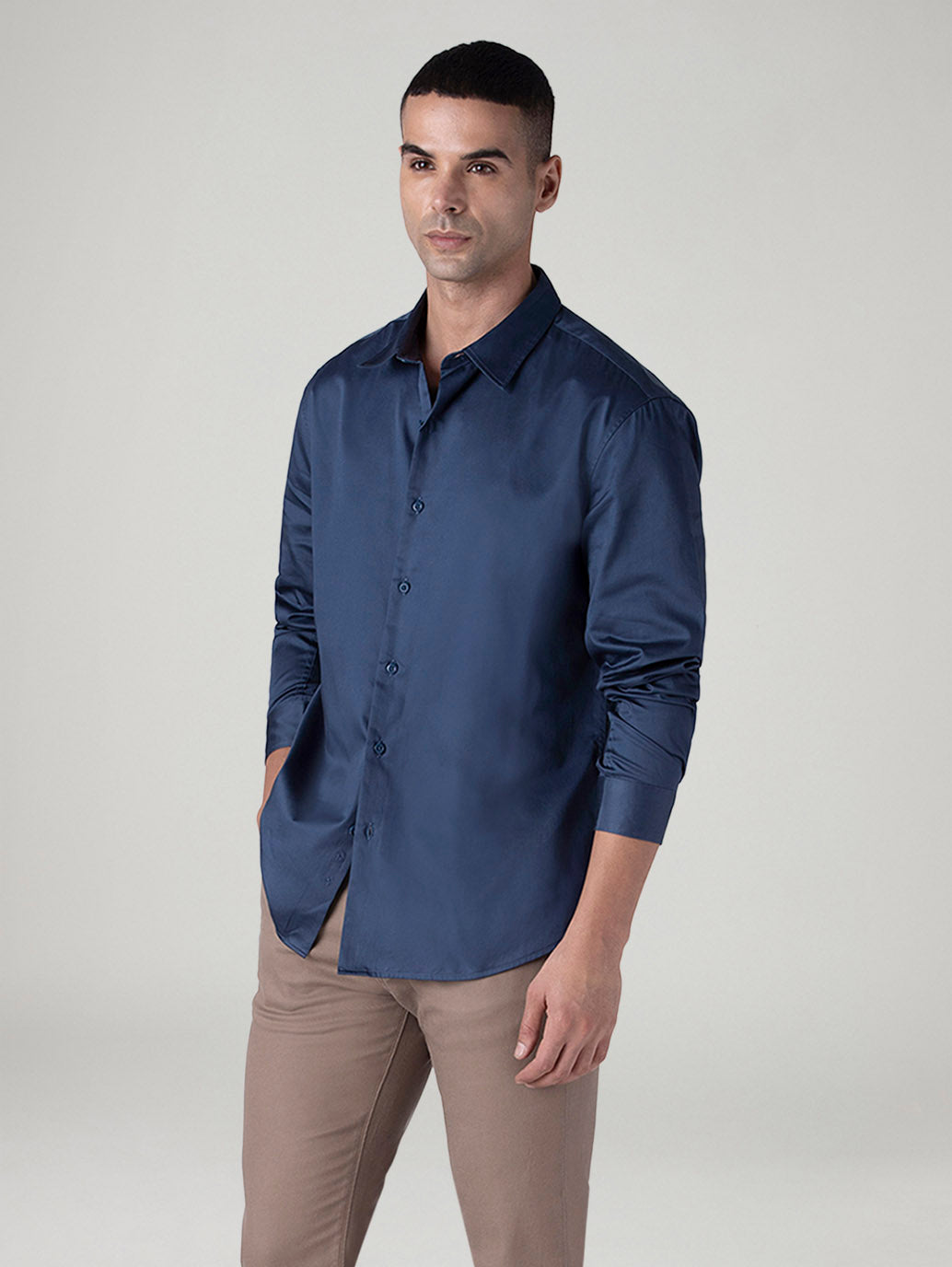 Men's Solid Slim Fit Redloop Shirt - Styleshot View