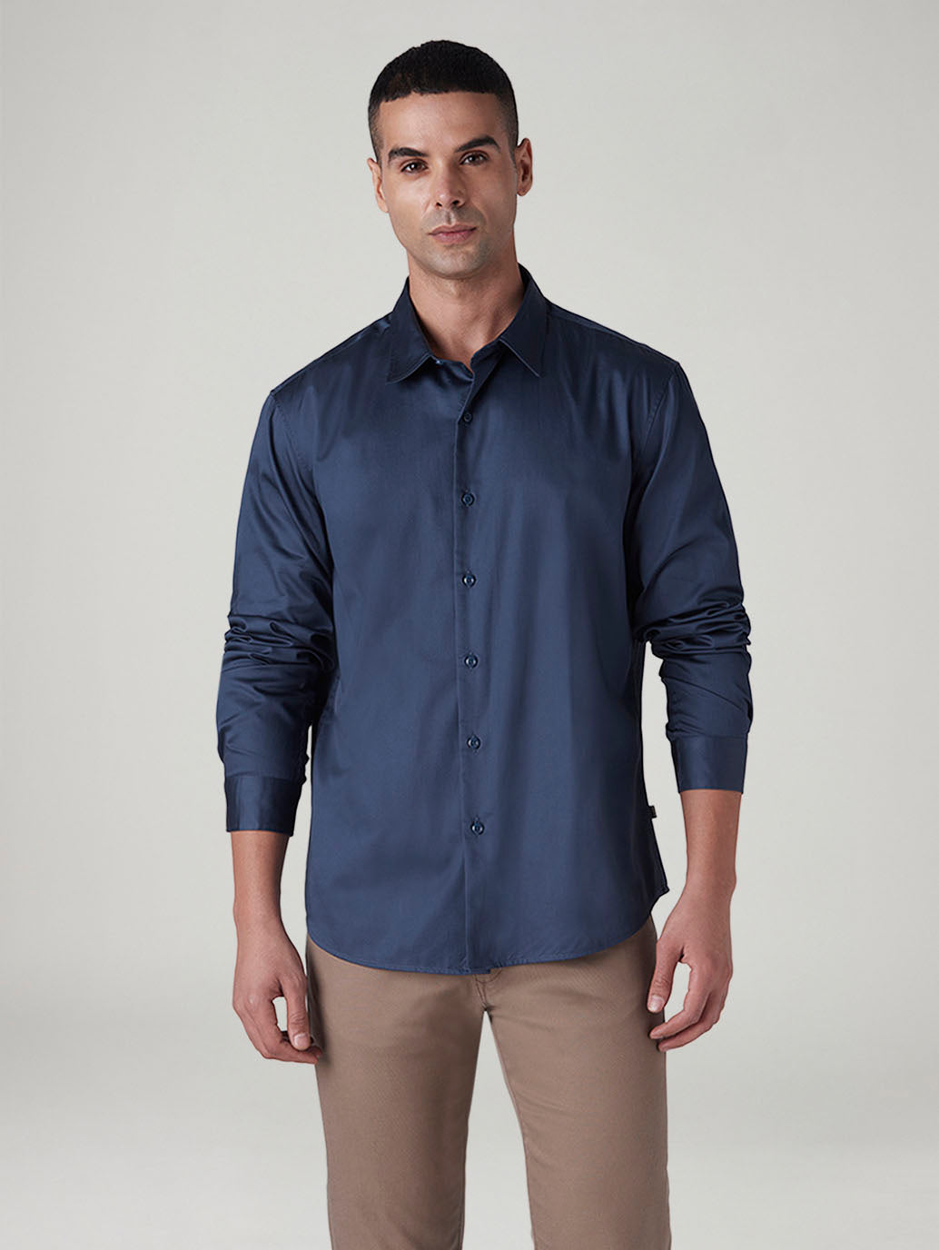 Men's Solid Slim Fit Redloop Shirt - 20 View