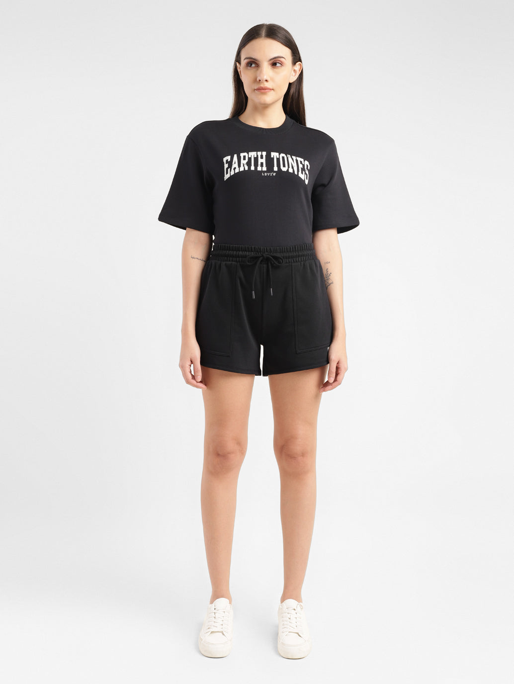 Women's High Rise Black Relaxed Fit Shorts - 89f3342e-c0a4-4fe7-81b9-e4bcb07e8f2e View