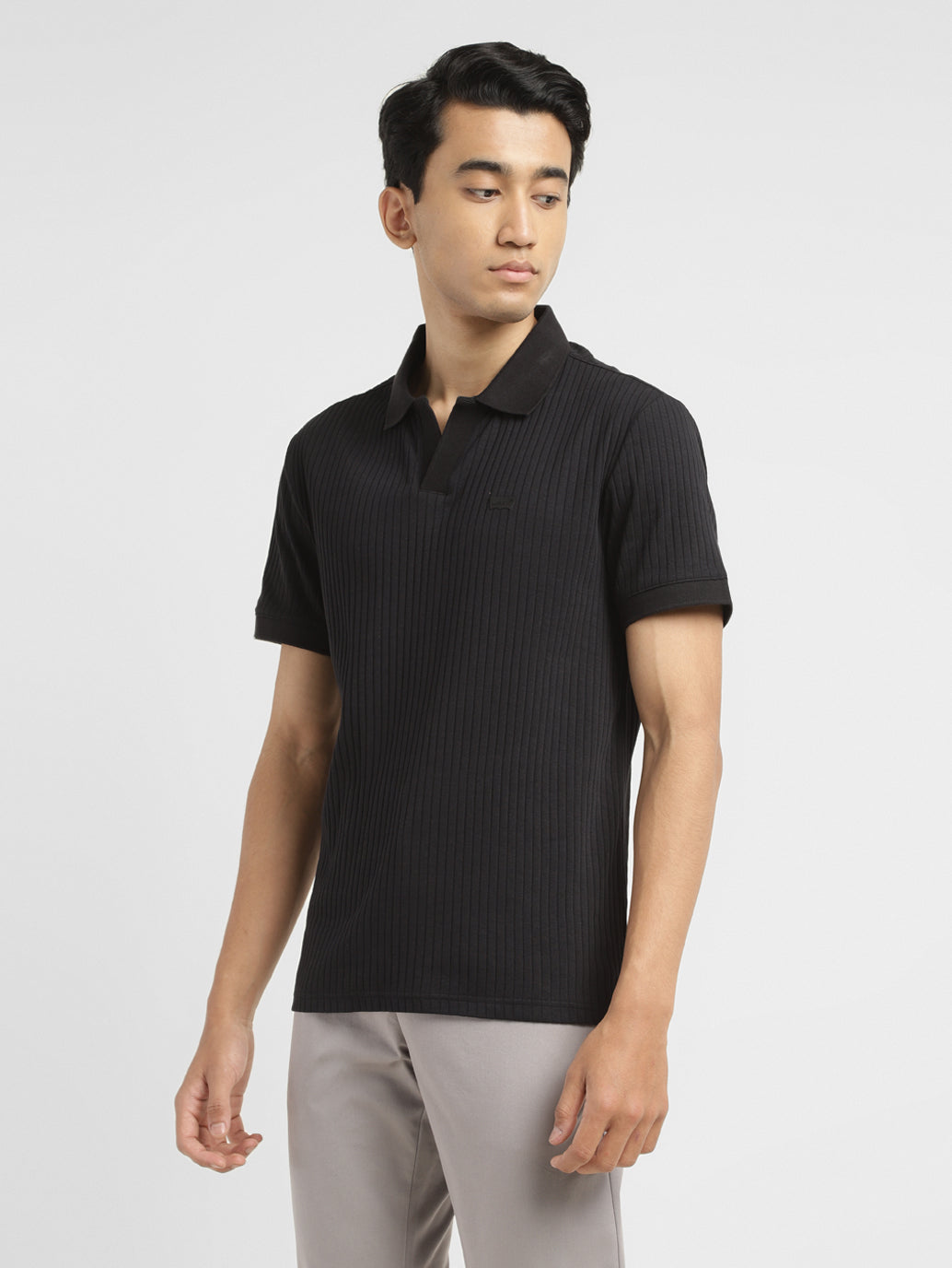 Men's Solid Slim Fit Polo T-shirt