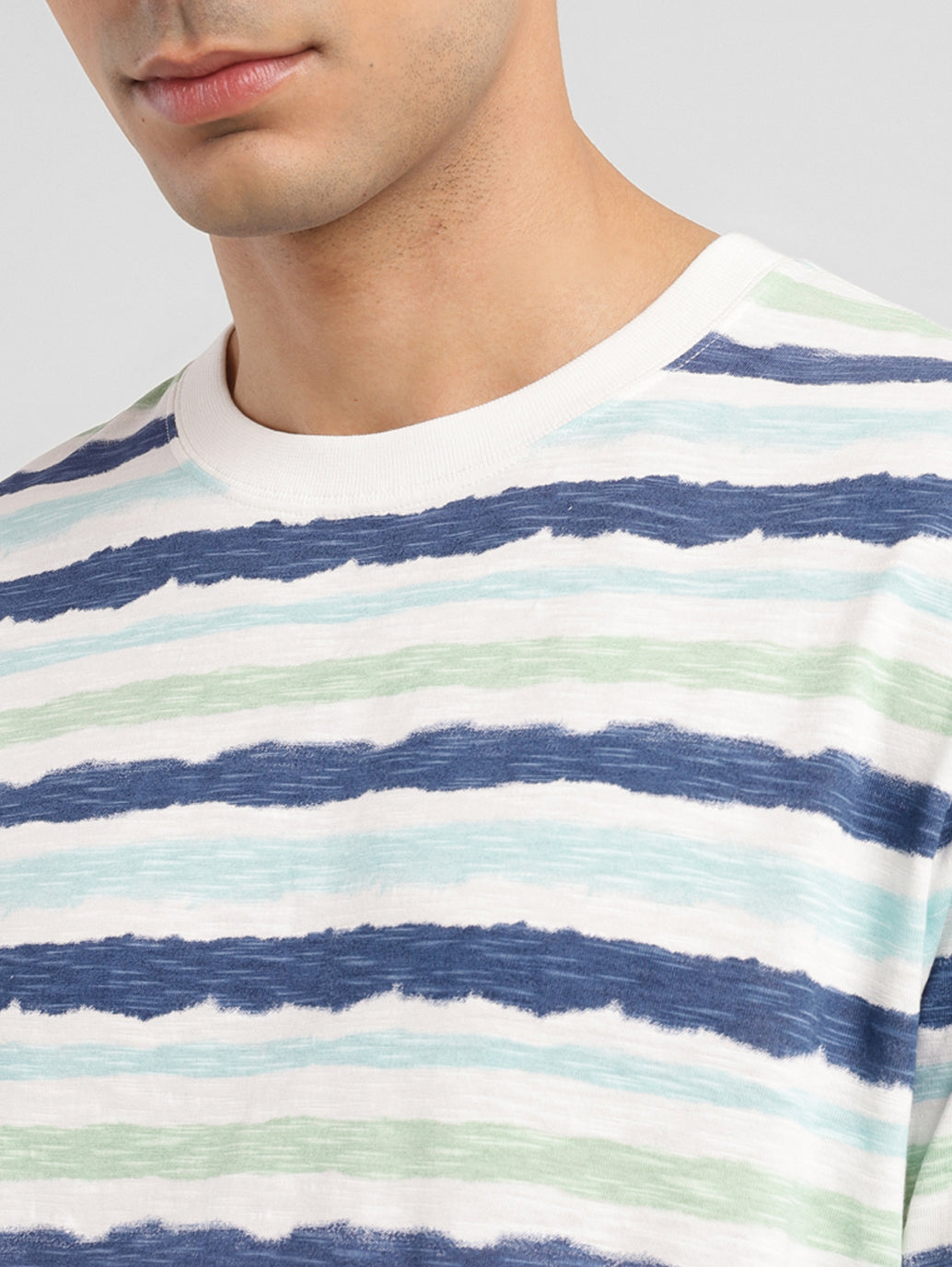 Men's Striped Slim Fit T-shirt