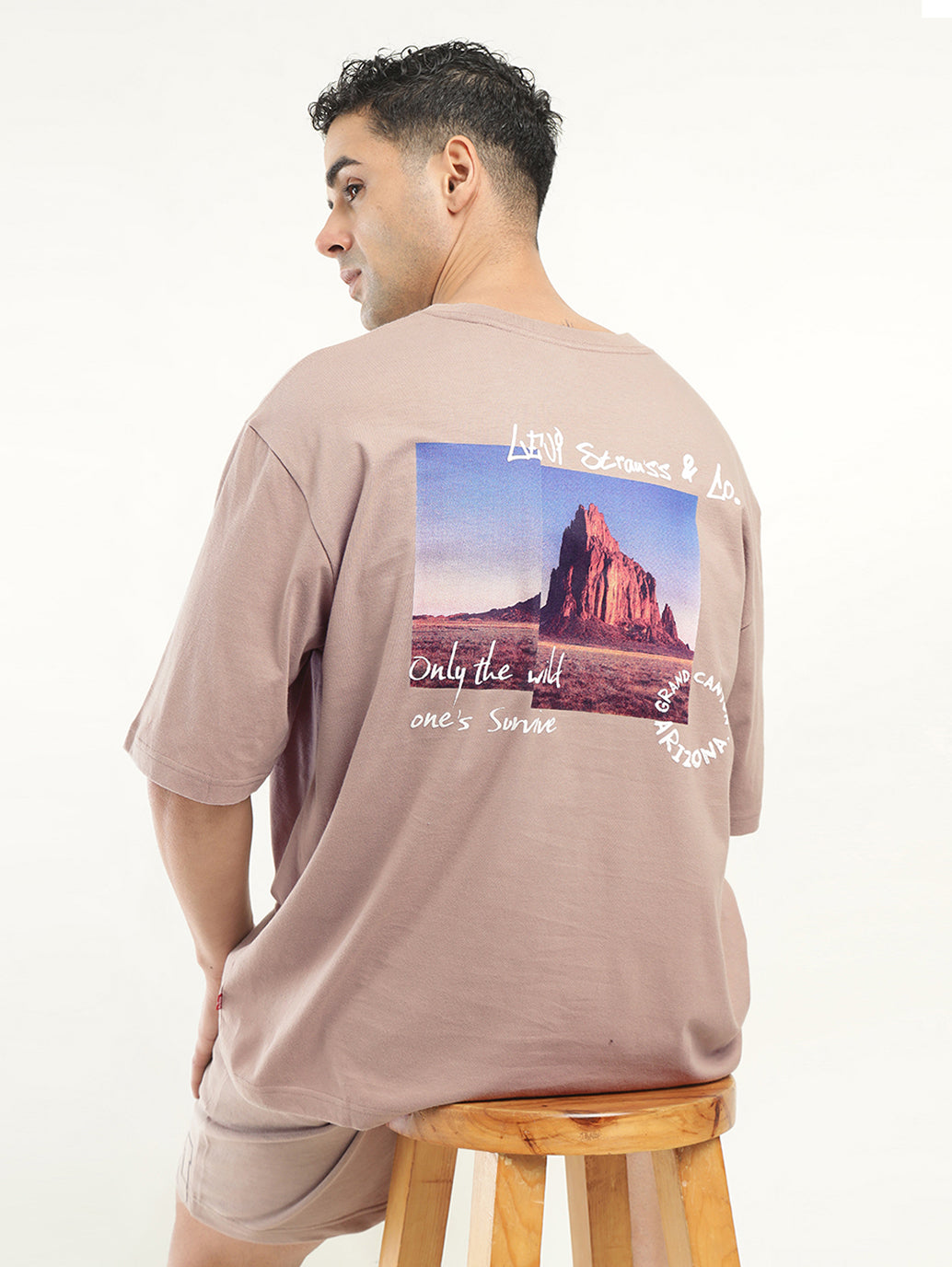 Men's Graphic Print Loose Fit T-Shirt