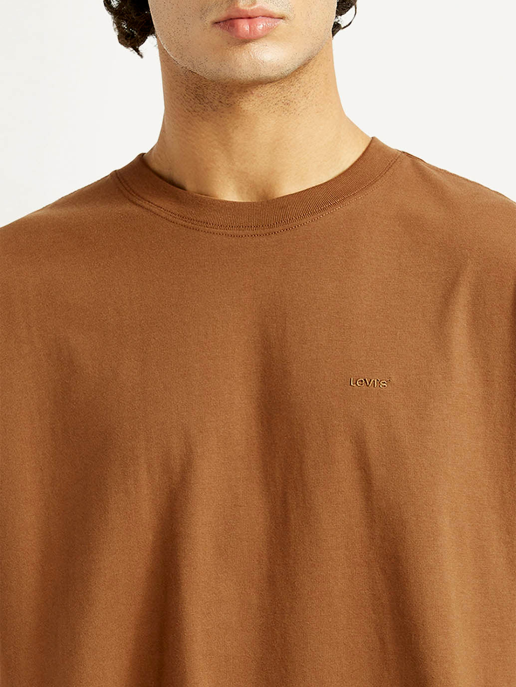 Men's Solid Loose Fit T-shirt - Detail View