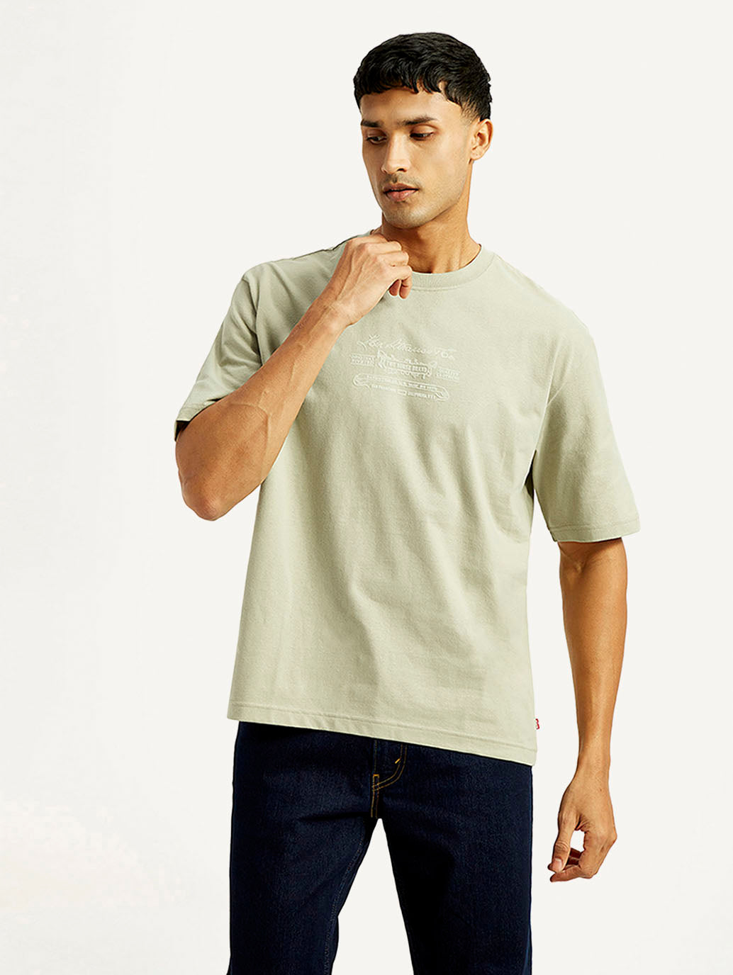 Men's Graphic Print Loose Fit T-shirt - Front View
