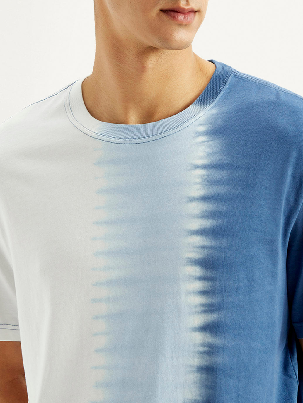 Men's Tie-Dye Crew Neck T-shirt - Detail View