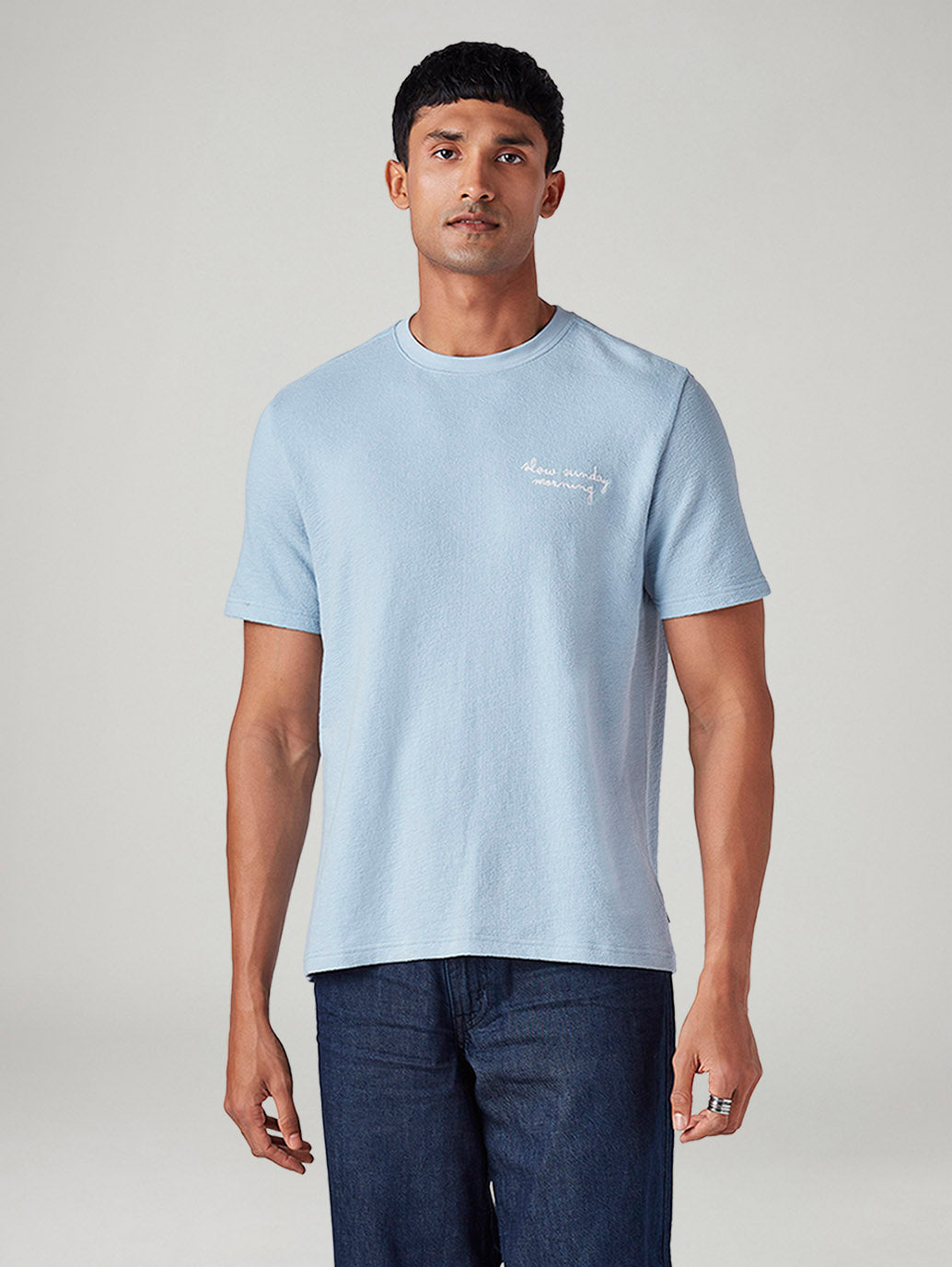 Men's Solid Regular Fit Textured T-Shirt - Front View
