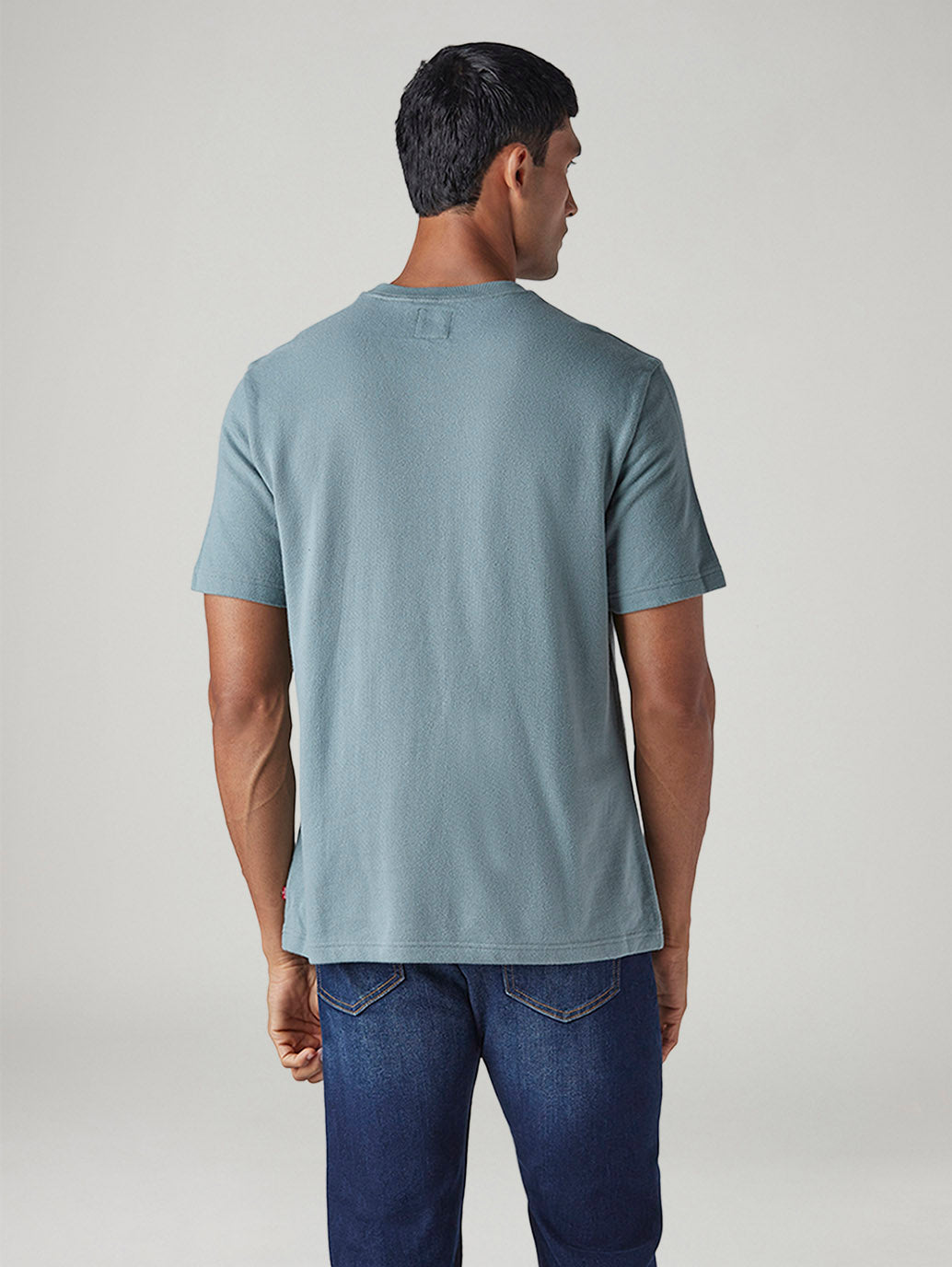 Men's Solid Regular Fit T-Shirt - Back View