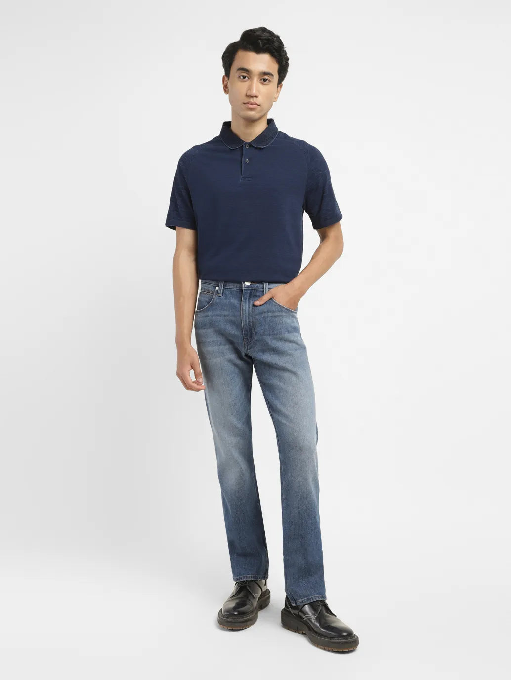 Men's 513 Blue Slim Straight Fit Mid Rise Jeans