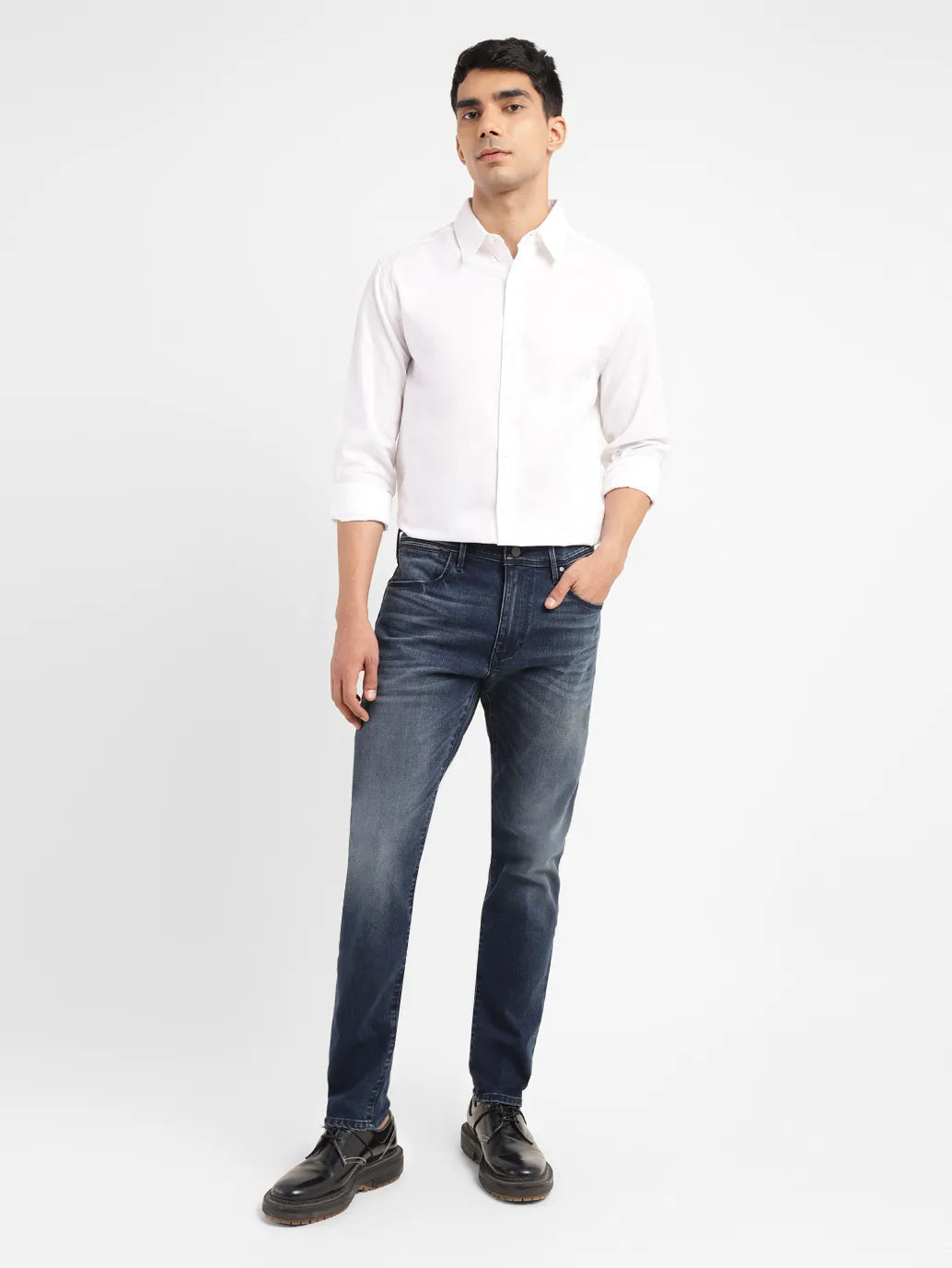 Men's Redloop 512 Blue Slim Tapered Fit Mid Rise Jeans