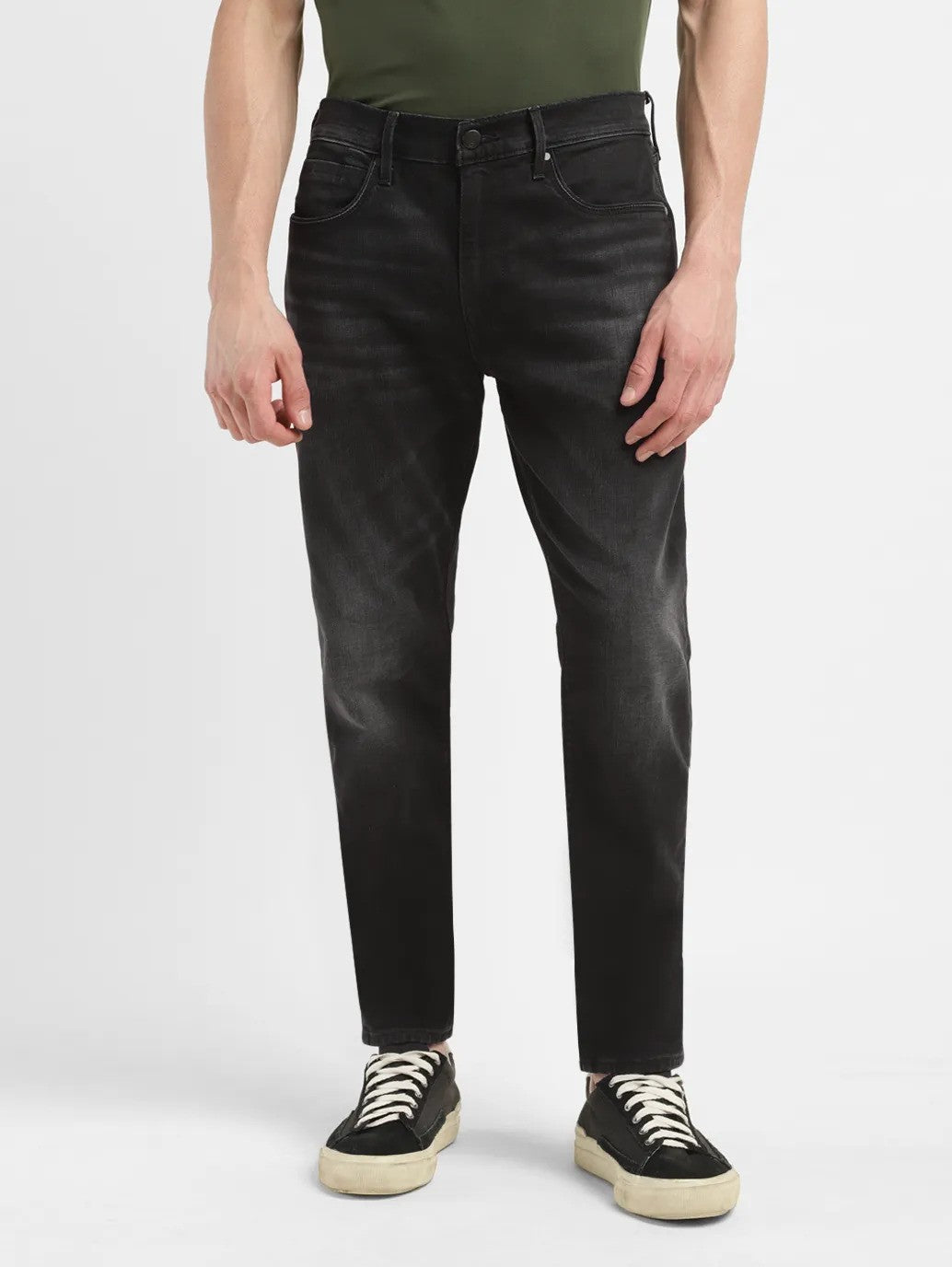 Men's 541 Black Tapered Fit Jeans