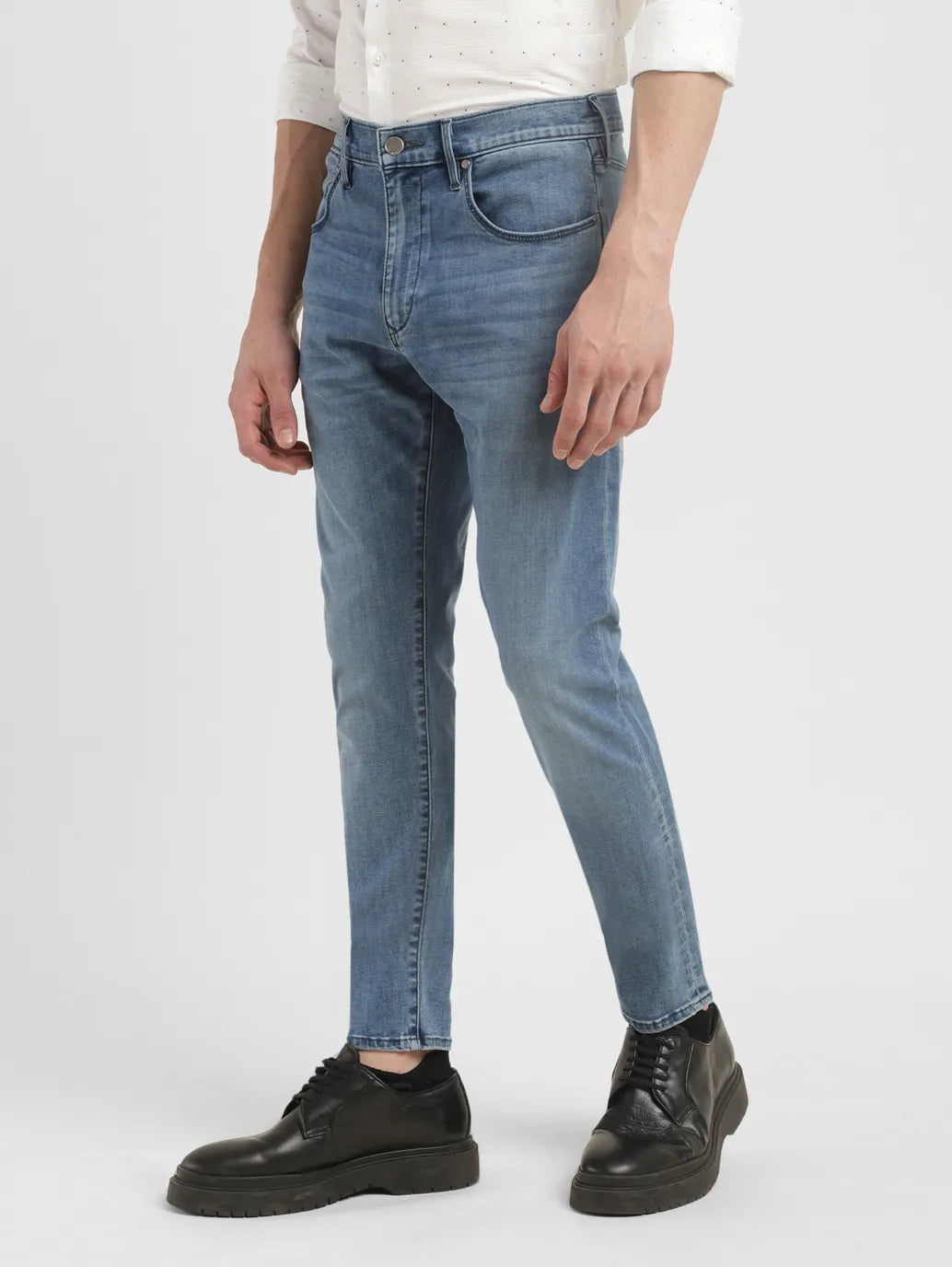 Men's 512 Light Indigo Slim Tapered Fit Jeans
