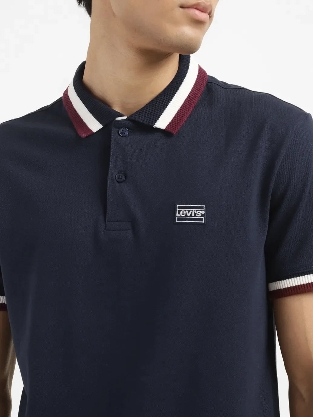 Men s Solid Slim Fit Polo T shirt Levis India Store