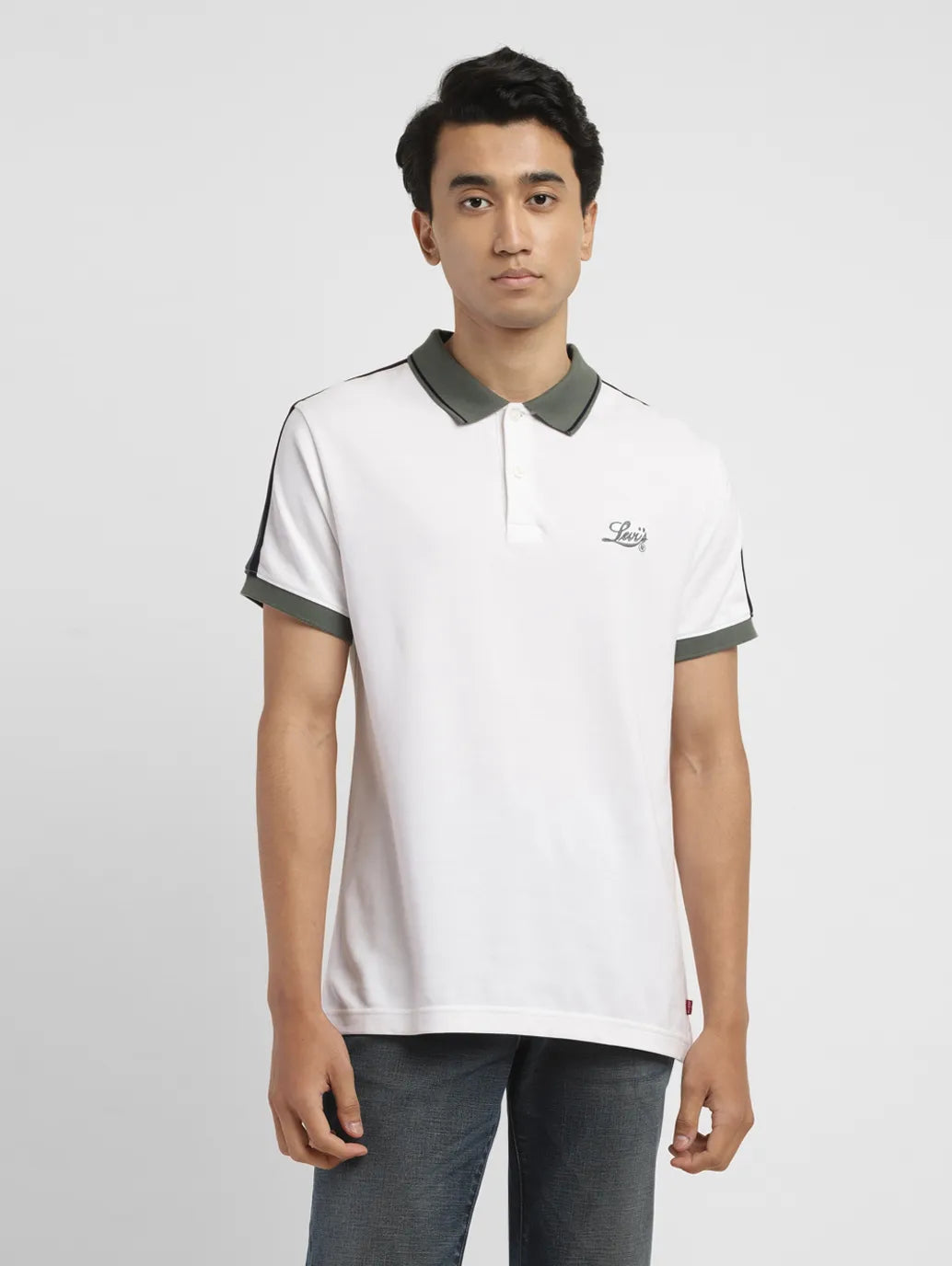 Men's Solid Slim Fit Polo T-shirt