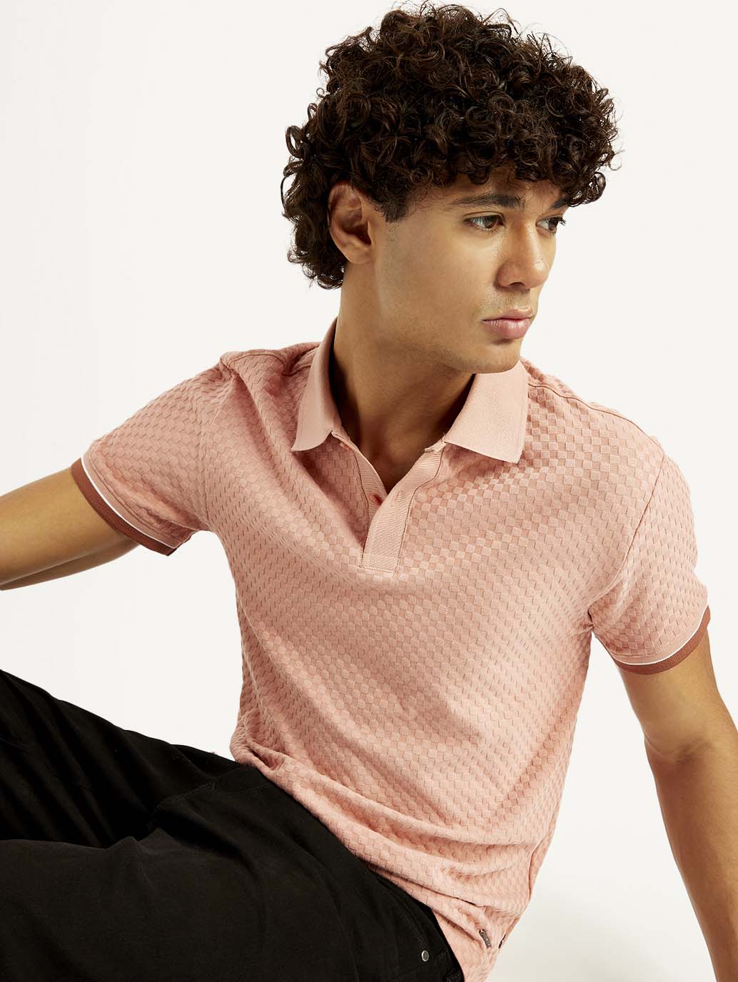 Men's Redloop Textured Pink Slim Fit Polo T-shirt - Elevated View