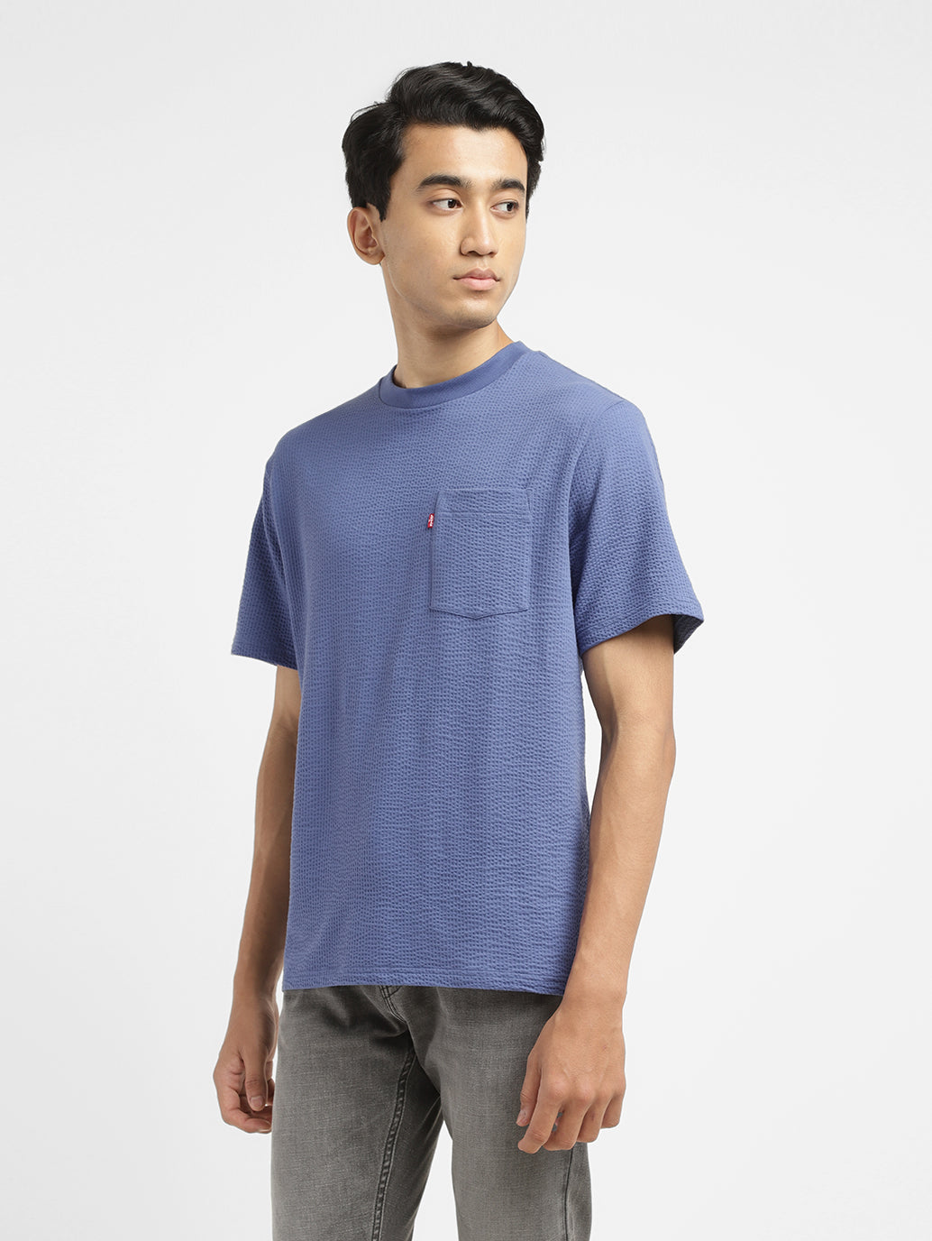 Men's Textured Round Neck T-shirt