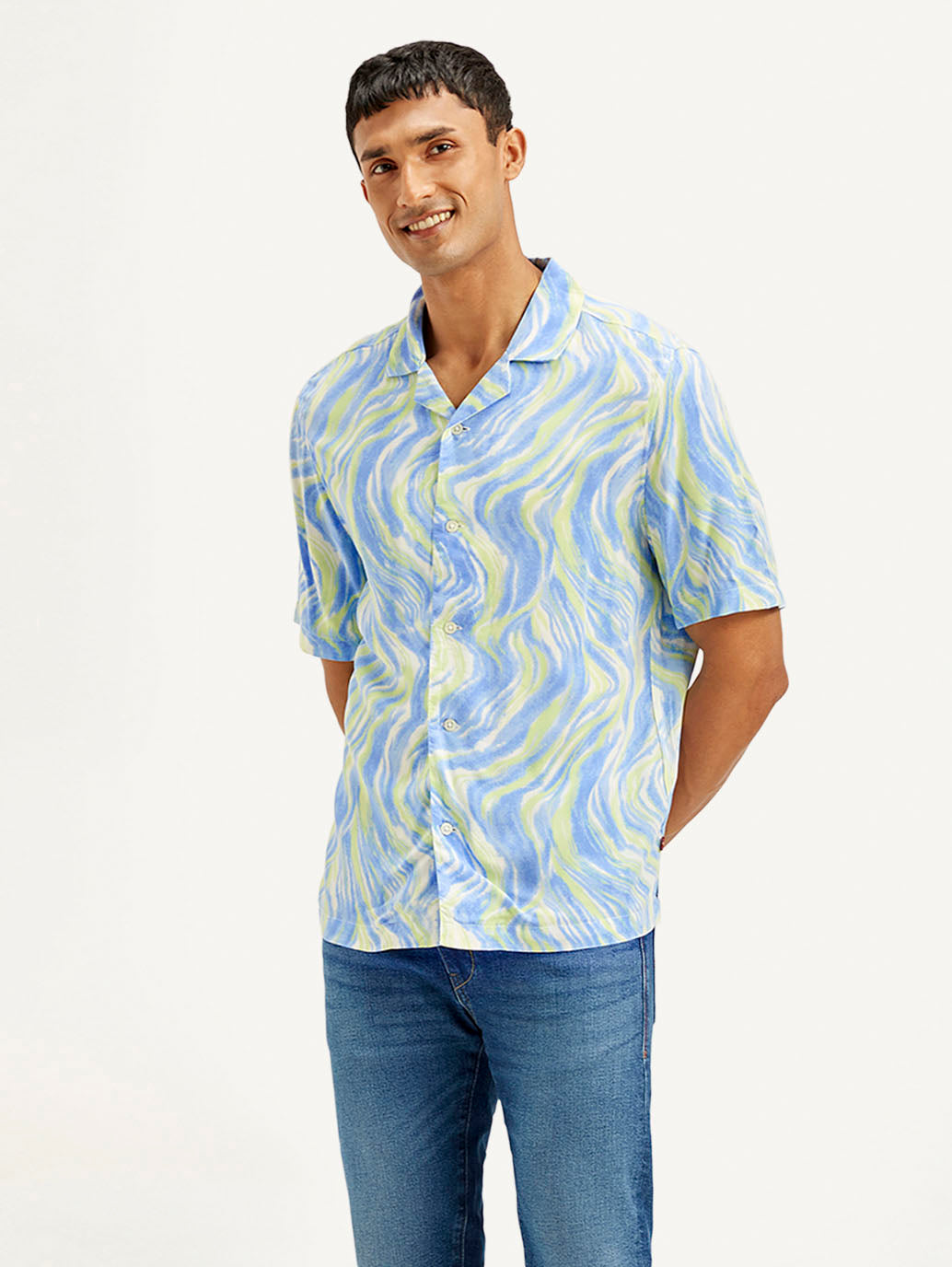 Men's Resort Collar Abstract Loose Fit Shirt