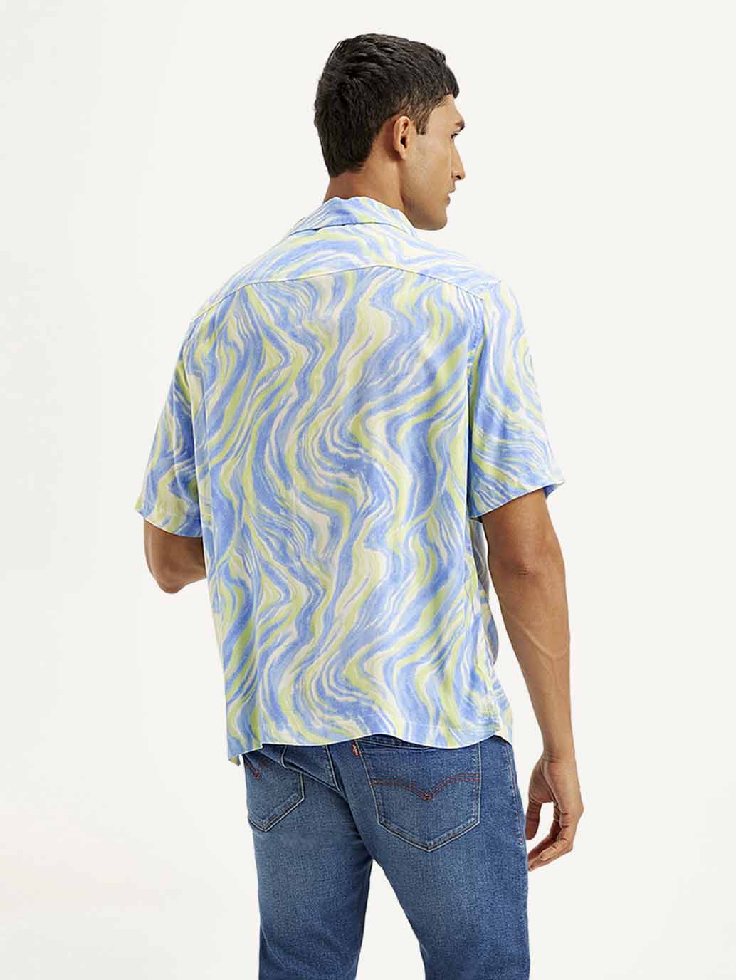 Men's Resort Collar Abstract Loose Fit Shirt - Back View
