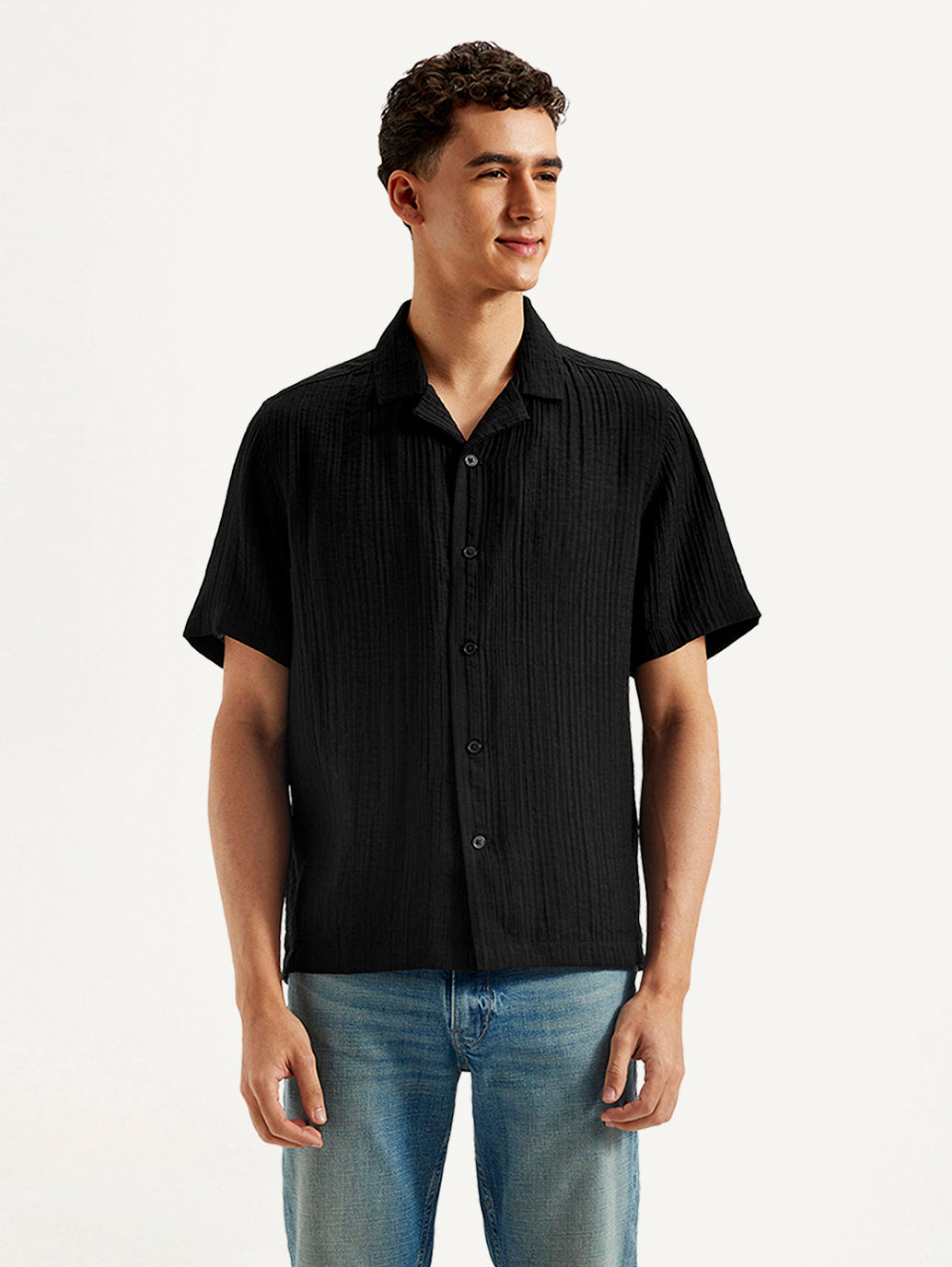 Men's Resort Collar Textured Loose Fit Shirt - Front View