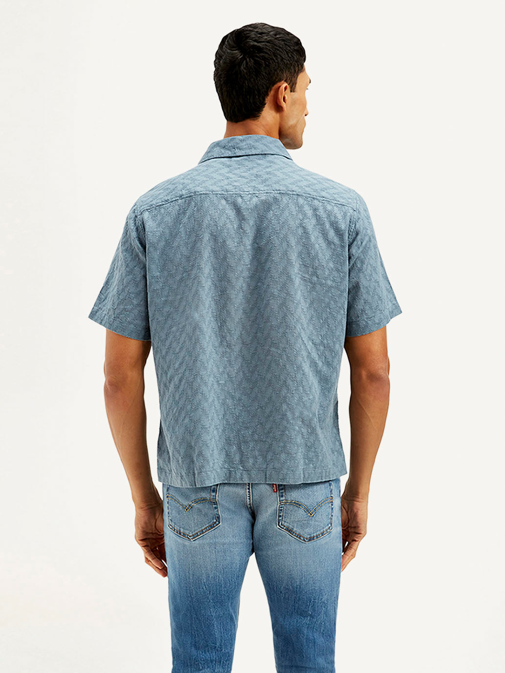 Men's Resort Collar Chevron Loose Fit Shirt - Back View
