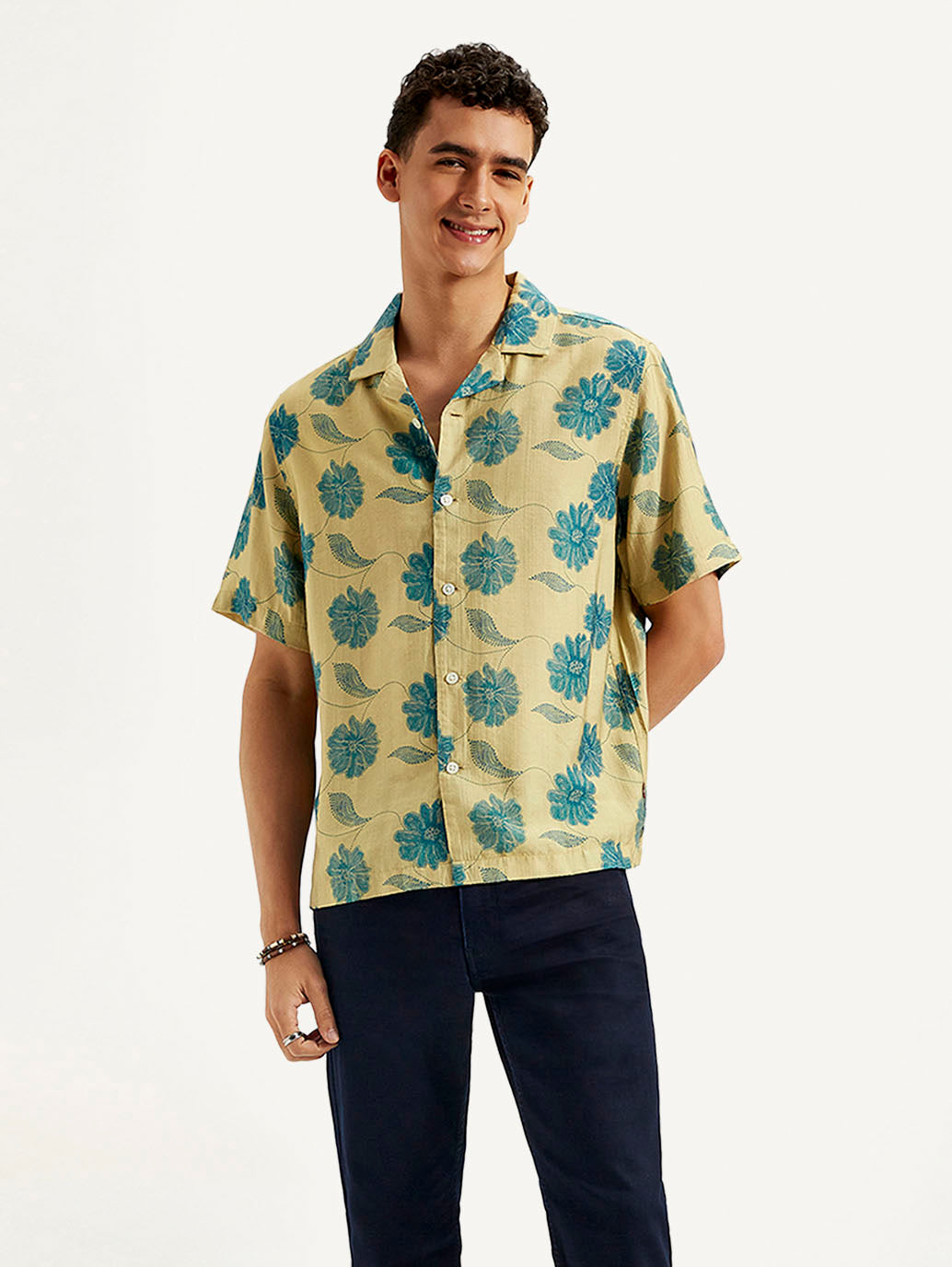 Men's Resort Collar Floral Loose Fit Shirt