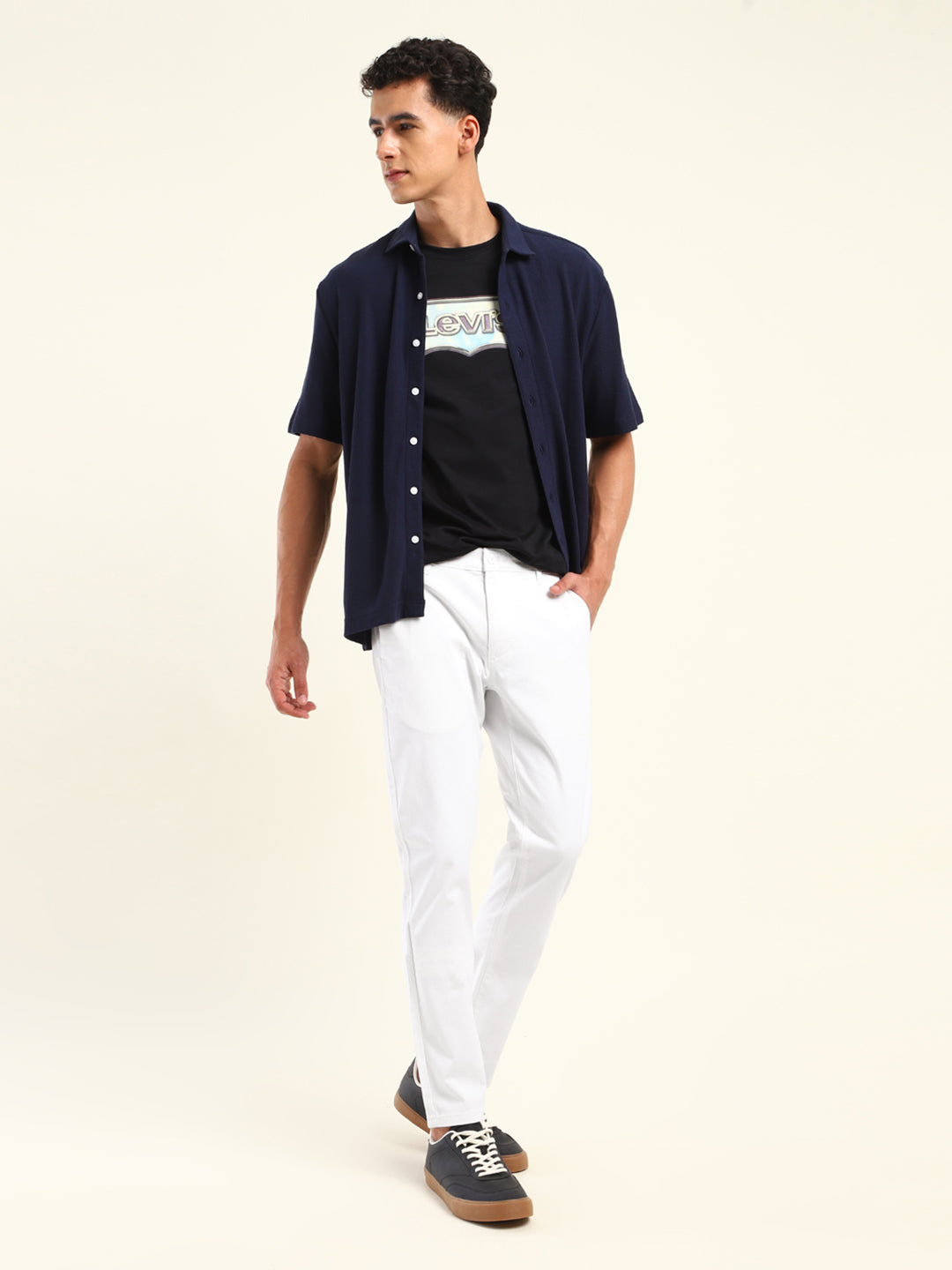 Men's 511 Slim Fit Off-White Chinos - Styleshot View