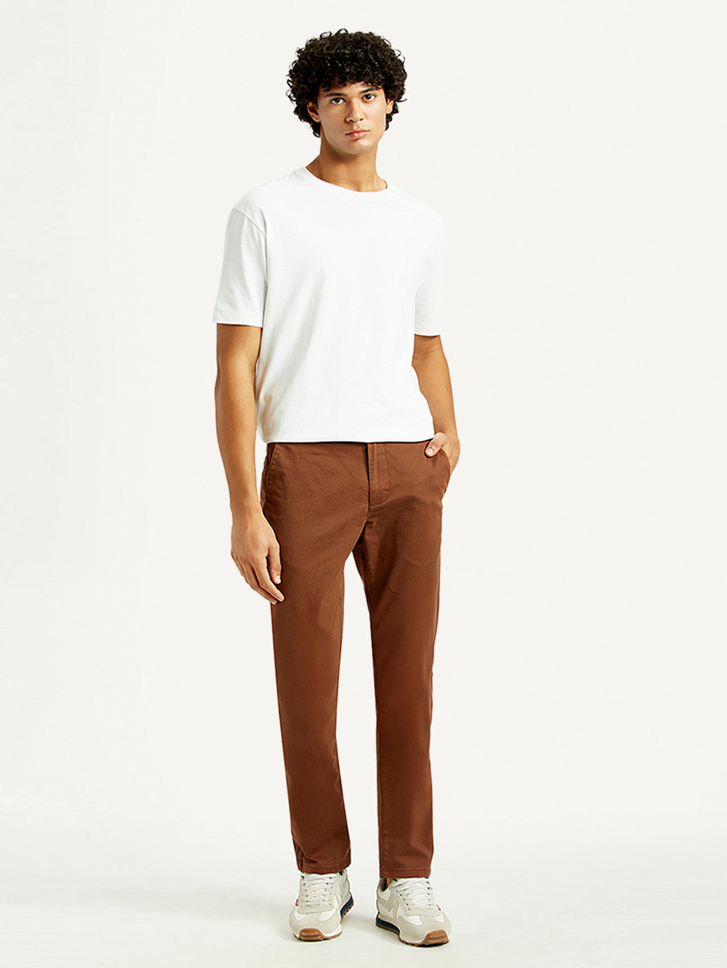 Men's 511 Brown Slim Fit Mid Rise Chinos - Front View