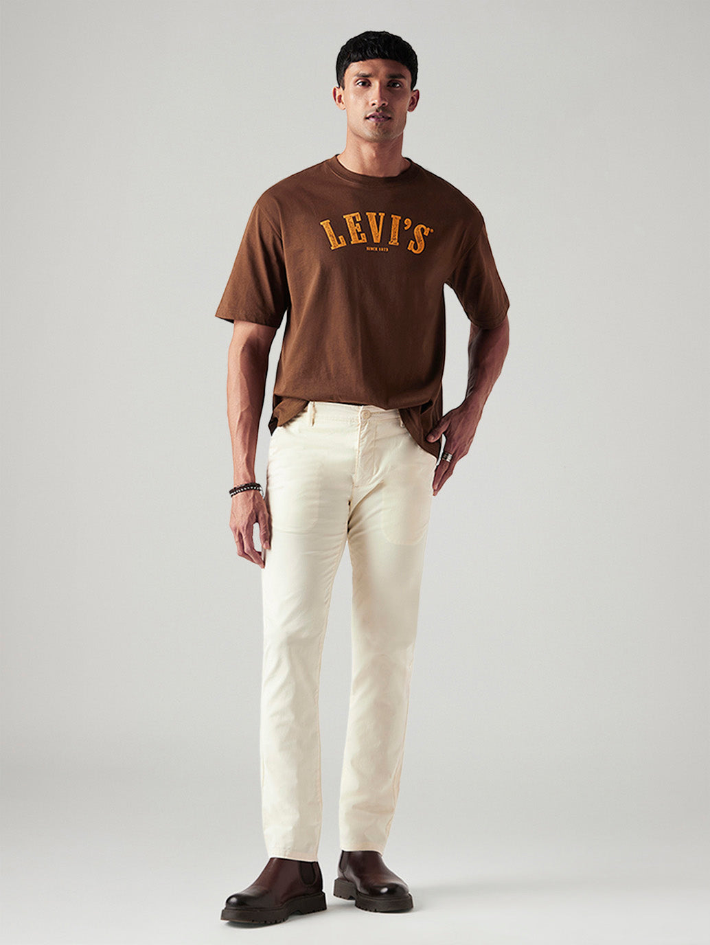 Men's 511 Off White Slim Fit Mid Rise Chinos