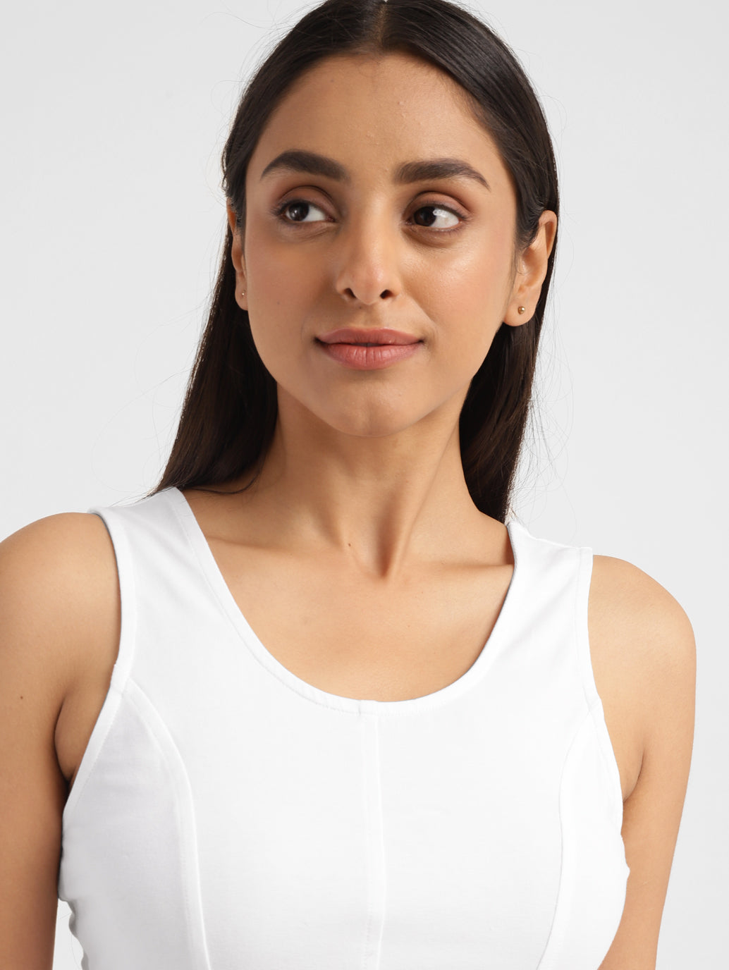 Women's Solid White Scoop Neck crop