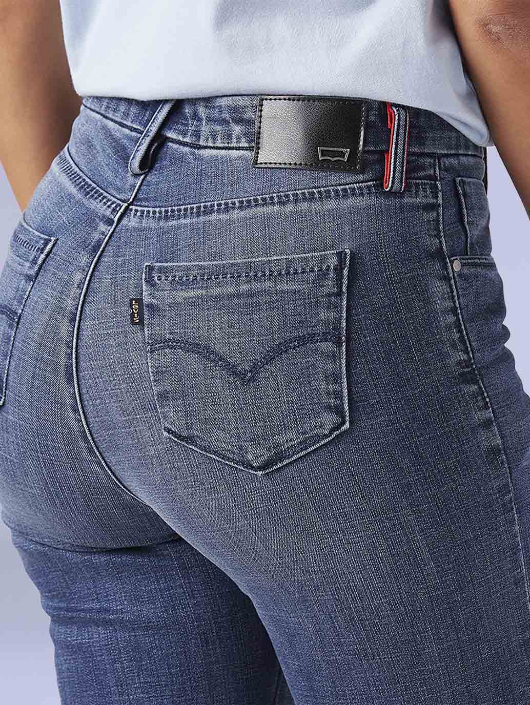 Women's 724 Blue Slim Straight Fit High Rise Redloop Jeans - c234c8c8-784e-480d-b40a-895c8e9da7ed View