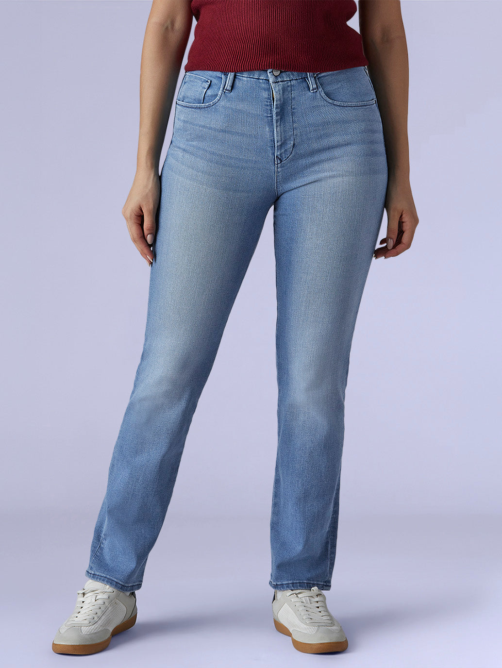 Women's 724 Light Indigo Slim Straight Fit High Rise Redloop Jeans - Front View