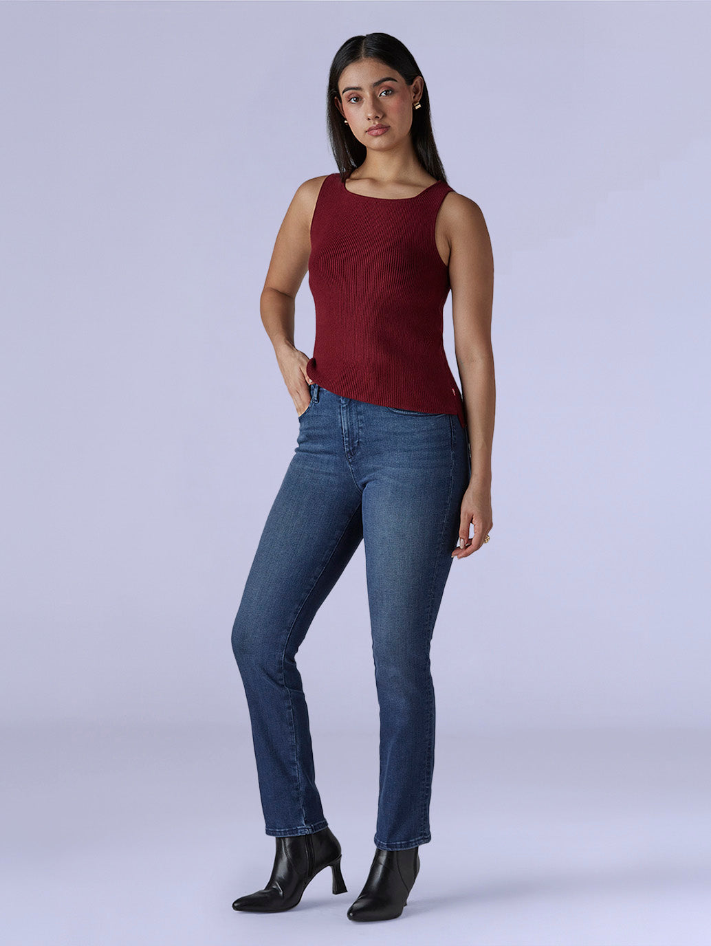 Women's 724 Dark Indigo Slim Straight Fit High Rise Redloop Jeans