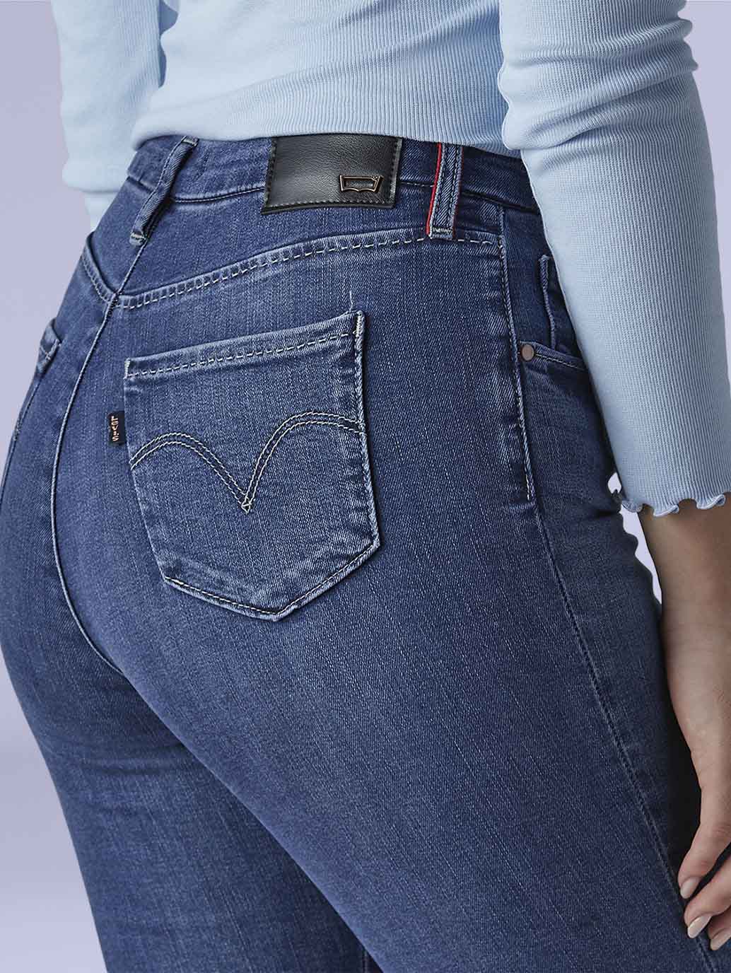 Women's 724 Med Indigo Slim Straight Fit High Rise Redloop Jeans - Detail View